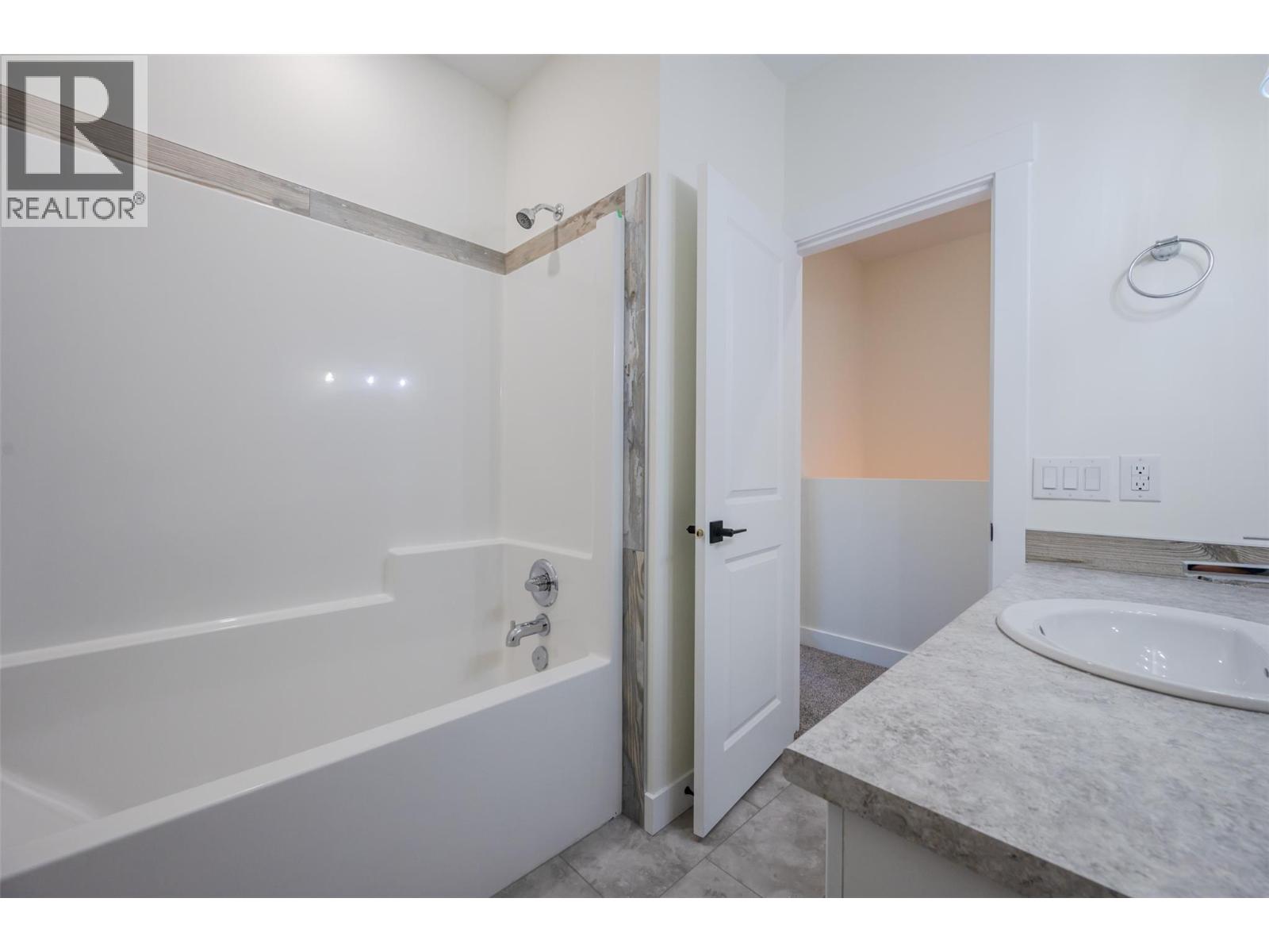 11612 Victoria Road S Unit# 101, Summerland, British Columbia  V0H 1Z2 - Photo 28 - 10373745