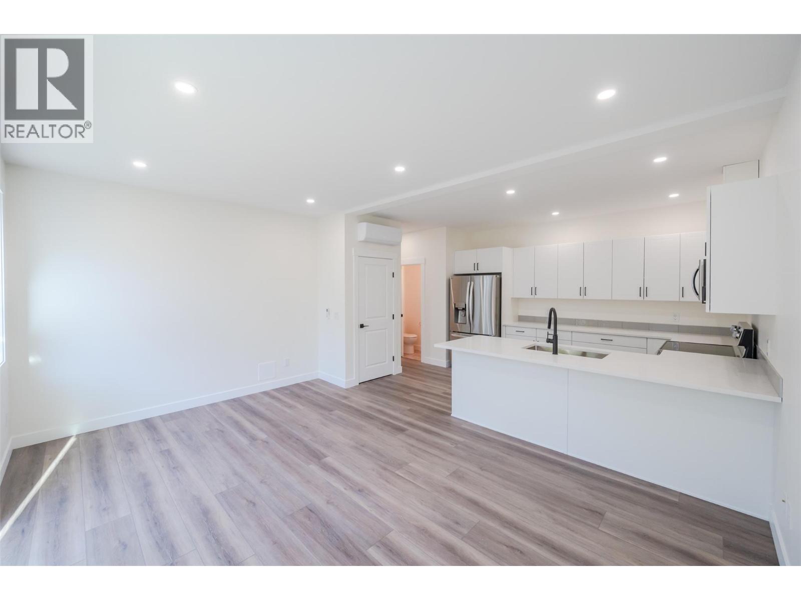 11612 Victoria Road S Unit# 101, Summerland, British Columbia  V0H 1Z2 - Photo 3 - 10373745