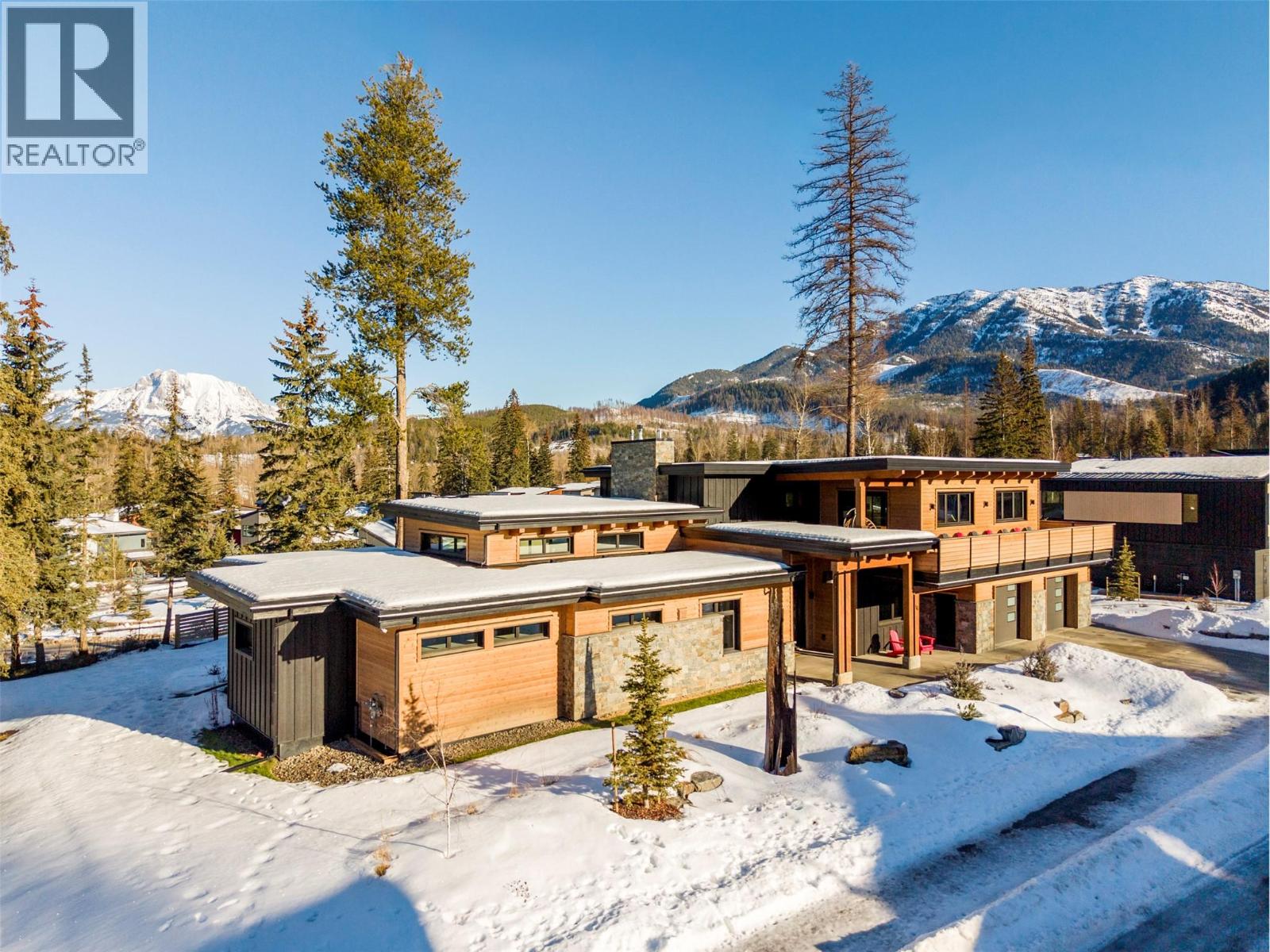 16 Morrissey Court, Fernie, British Columbia  V0B 1M4 - Photo 2 - 10373780