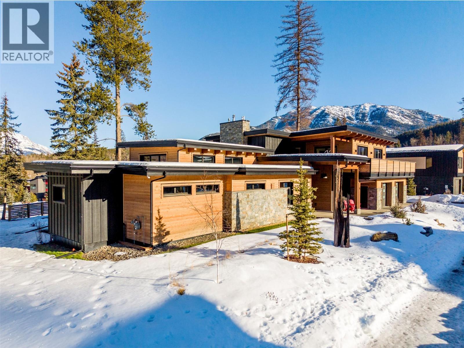 16 Morrissey Court, Fernie, British Columbia  V0B 1M4 - Photo 3 - 10373780