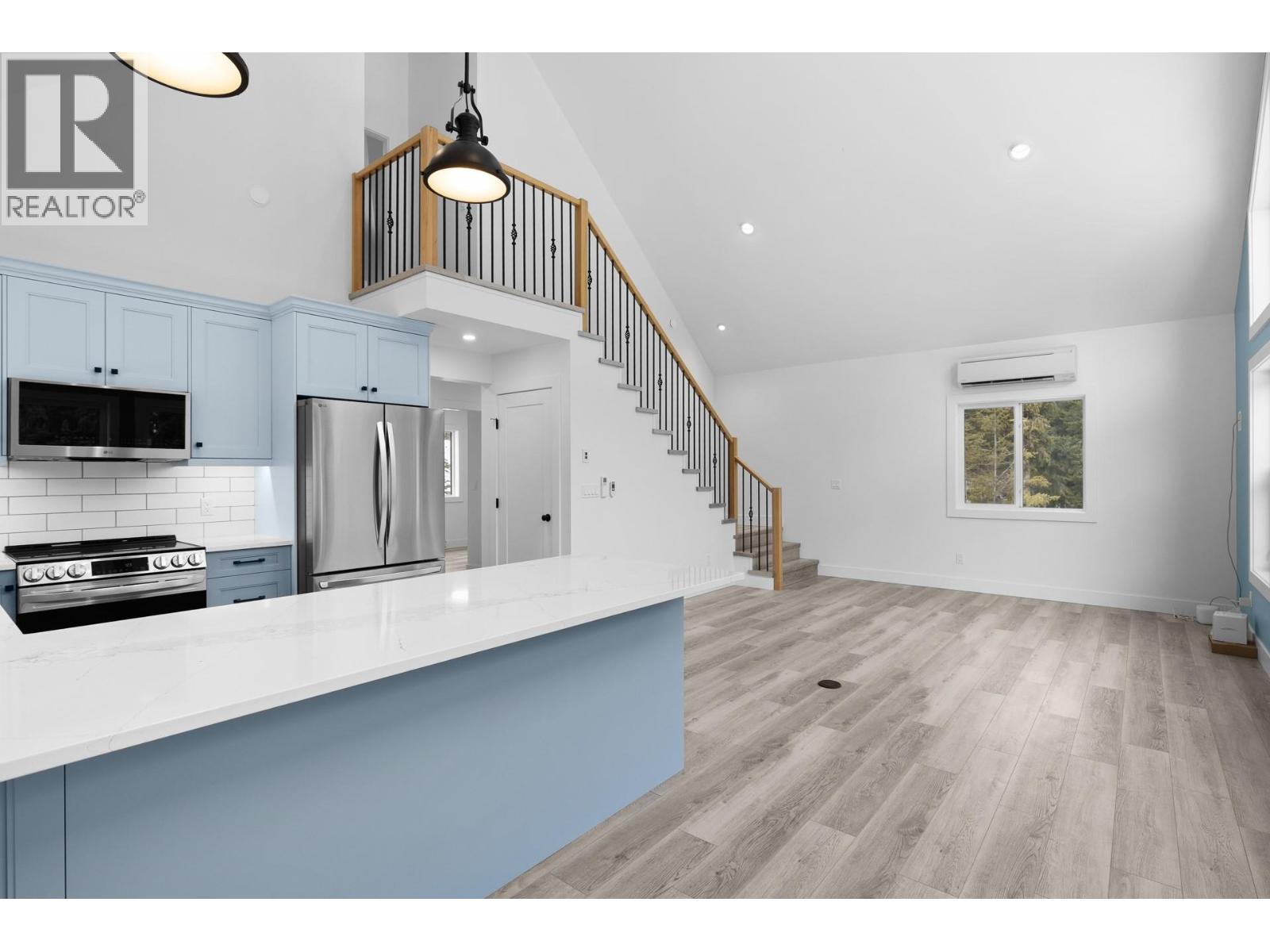 645 Grand Oro Road, Kaleden, British Columbia  V0H 1K0 - Photo 21 - 10373792