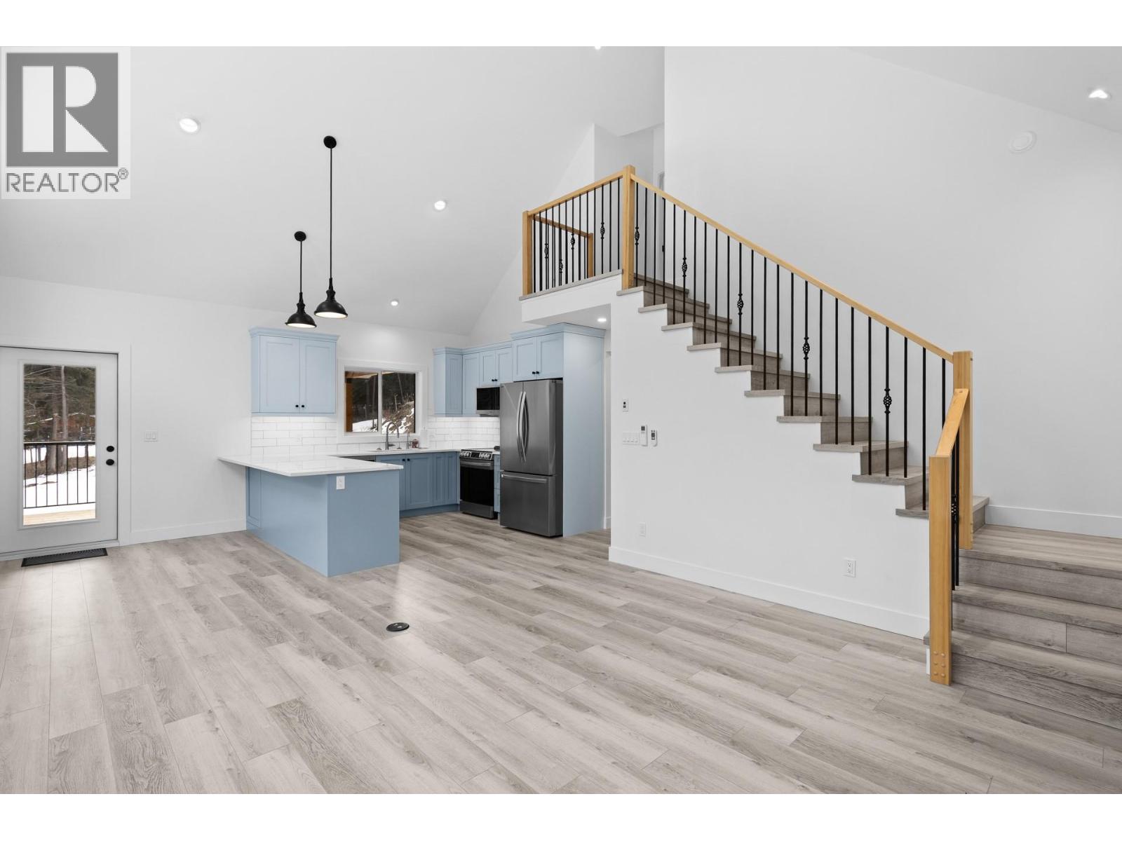 645 Grand Oro Road, Kaleden, British Columbia  V0H 1K0 - Photo 22 - 10373792