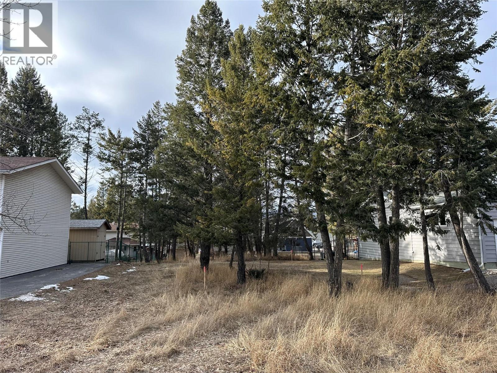 7495 Jackson Avenue, radium hot springs, British Columbia