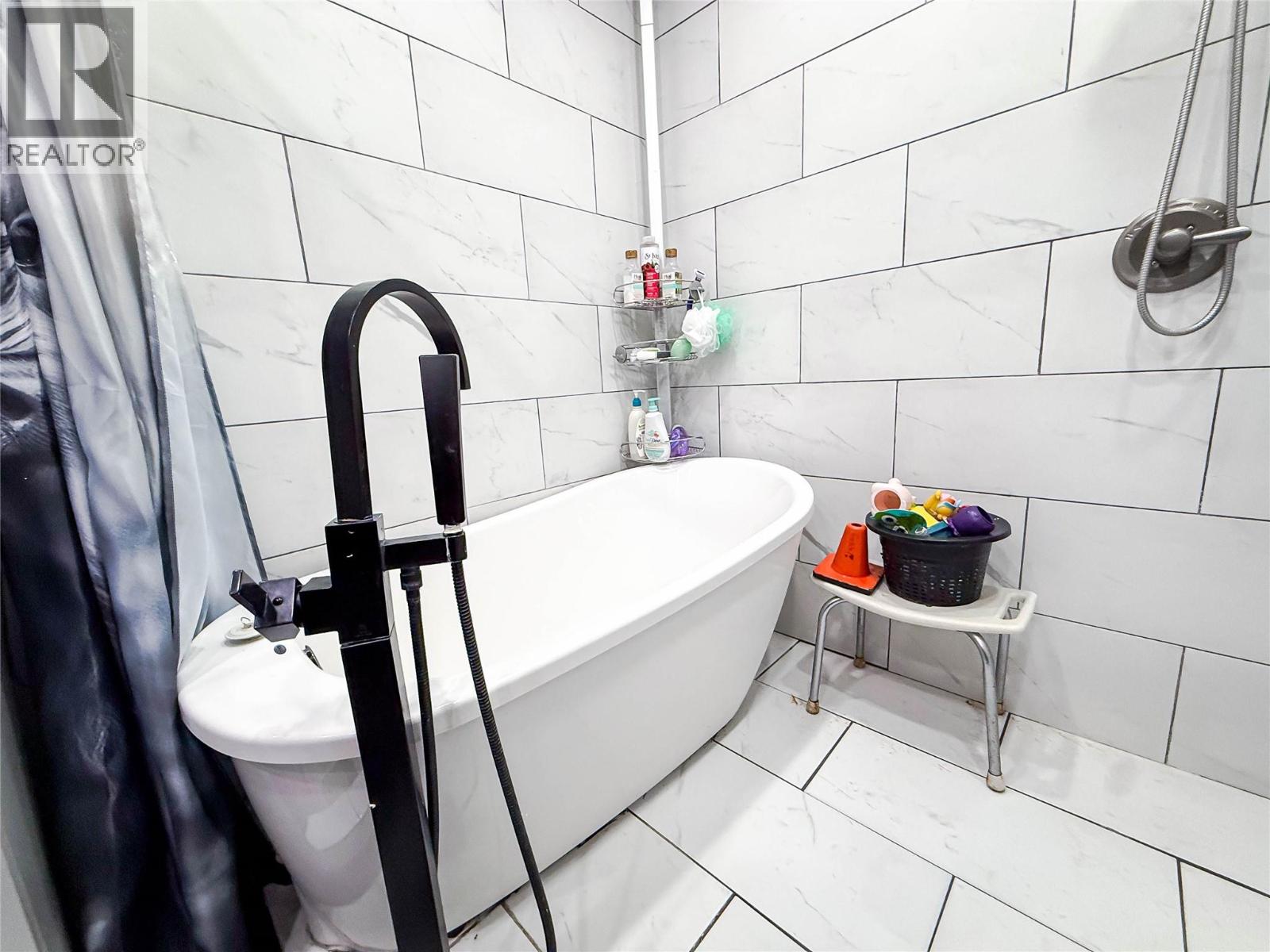 4114 51st Street, Canyon, British Columbia  V0B 1C1 - Photo 14 - 10373804