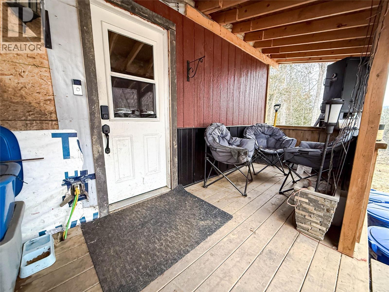 4114 51st Street, Canyon, British Columbia  V0B 1C1 - Photo 8 - 10373804