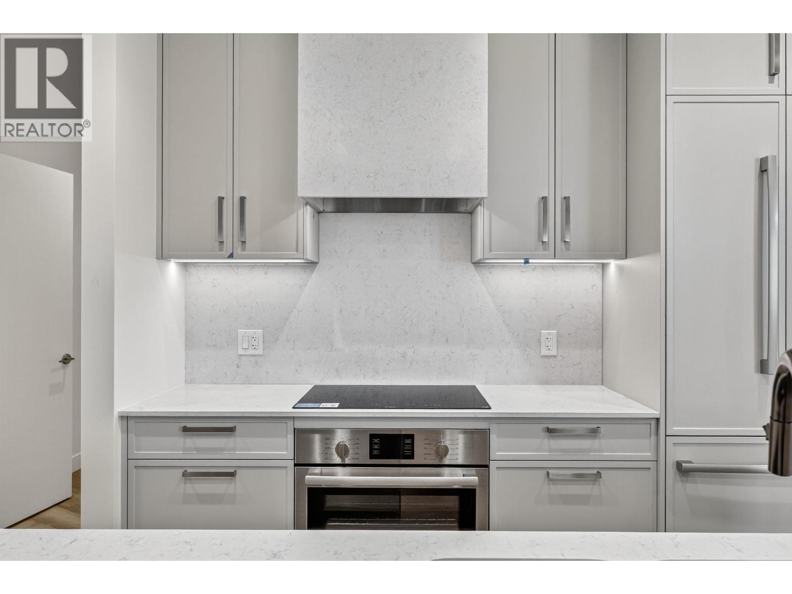 3340 Lakeshore Road Unit# 1006, Kelowna, British Columbia  V1W 3S9 - Photo 12 - 10373136