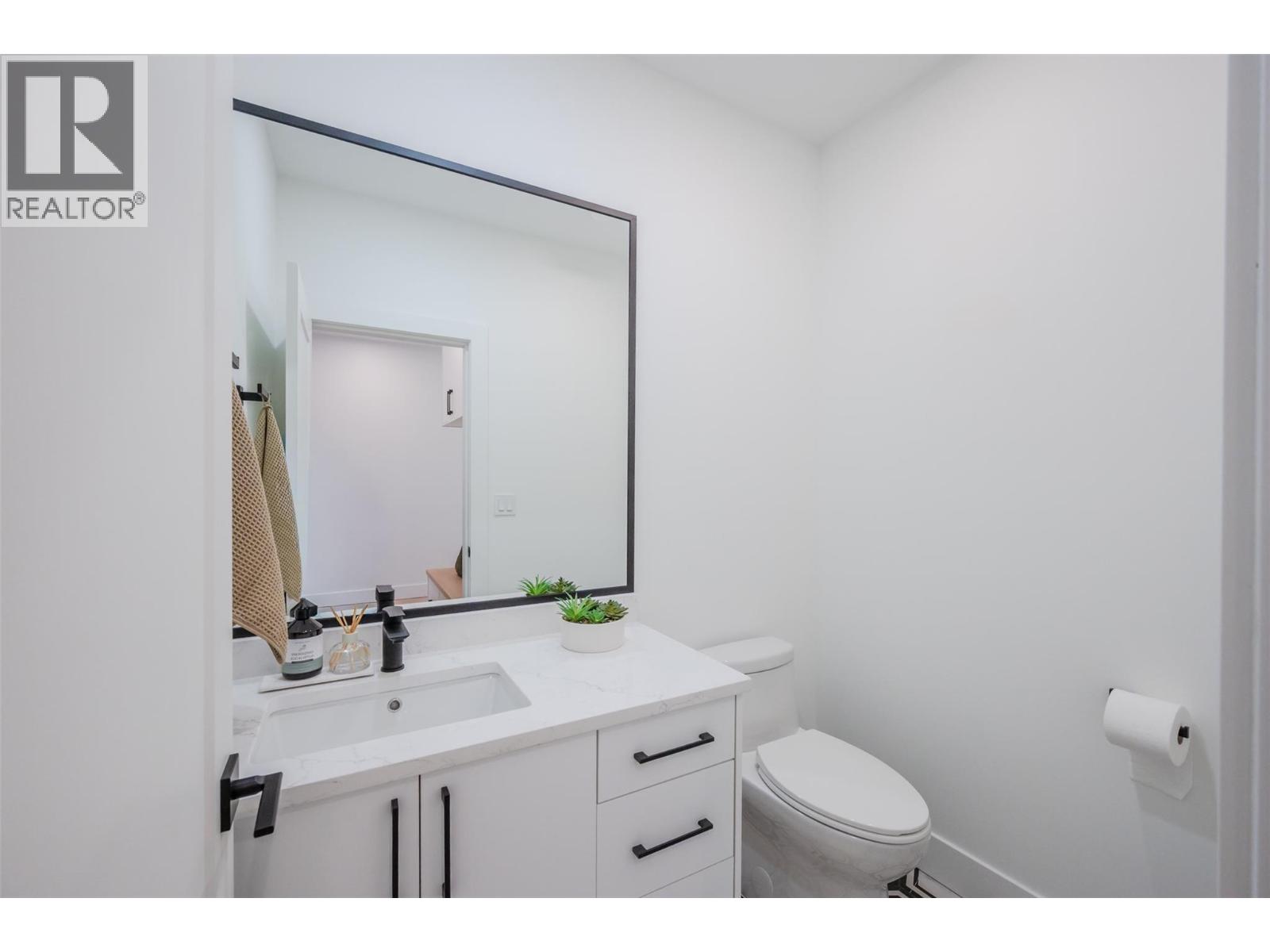 194 Maple Place Unit# 2, Oliver, British Columbia  V0H 1T9 - Photo 25 - 10373385