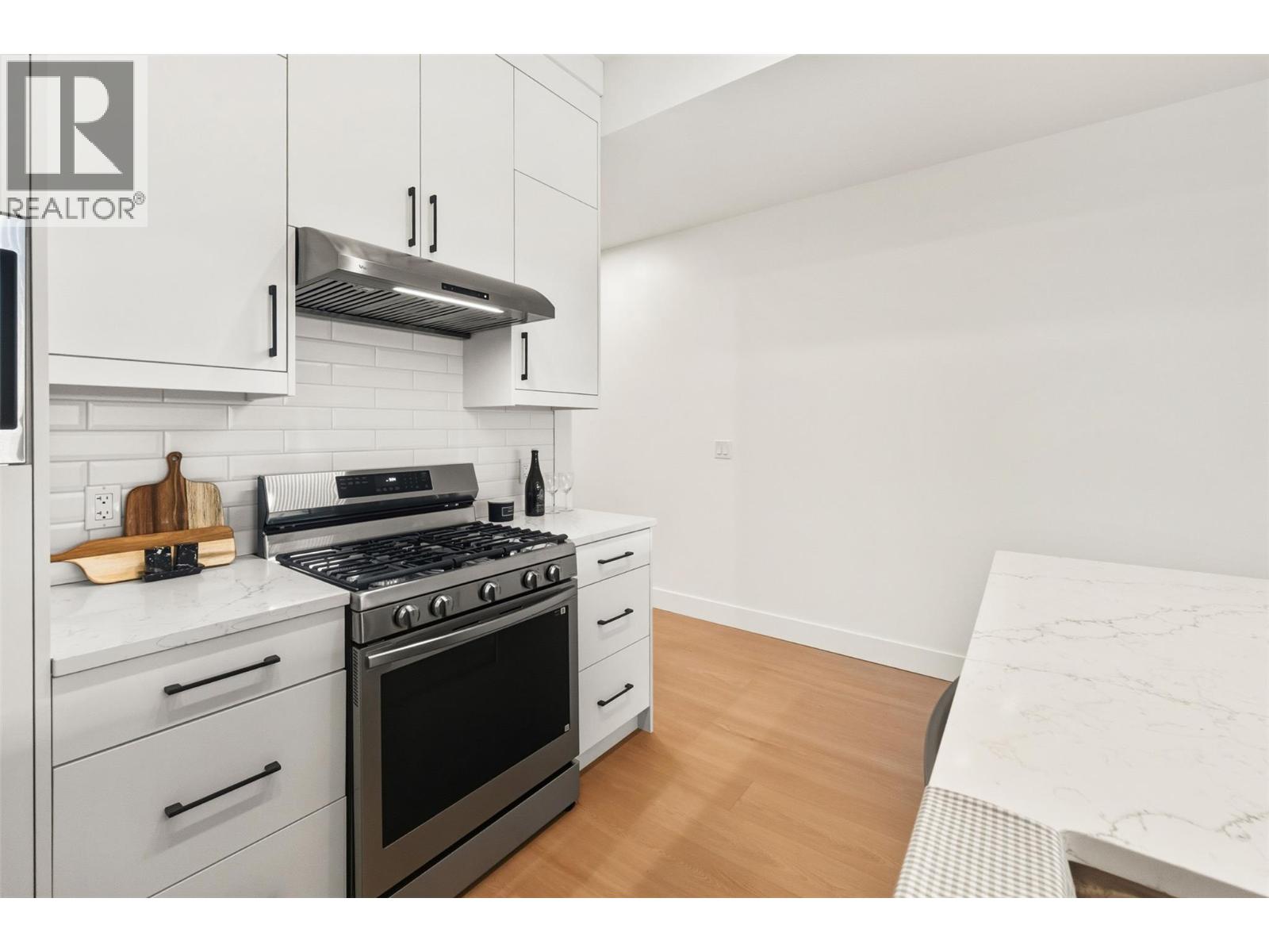 194 Maple Place Unit# 2, Oliver, British Columbia  V0H 1T9 - Photo 9 - 10373385