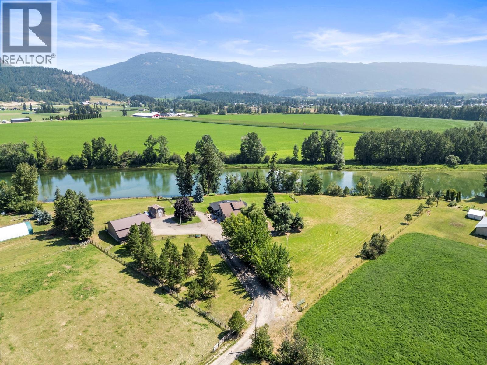 48 Waterside Road, Enderby, British Columbia  V4Y 4G5 - Photo 6 - 10373537