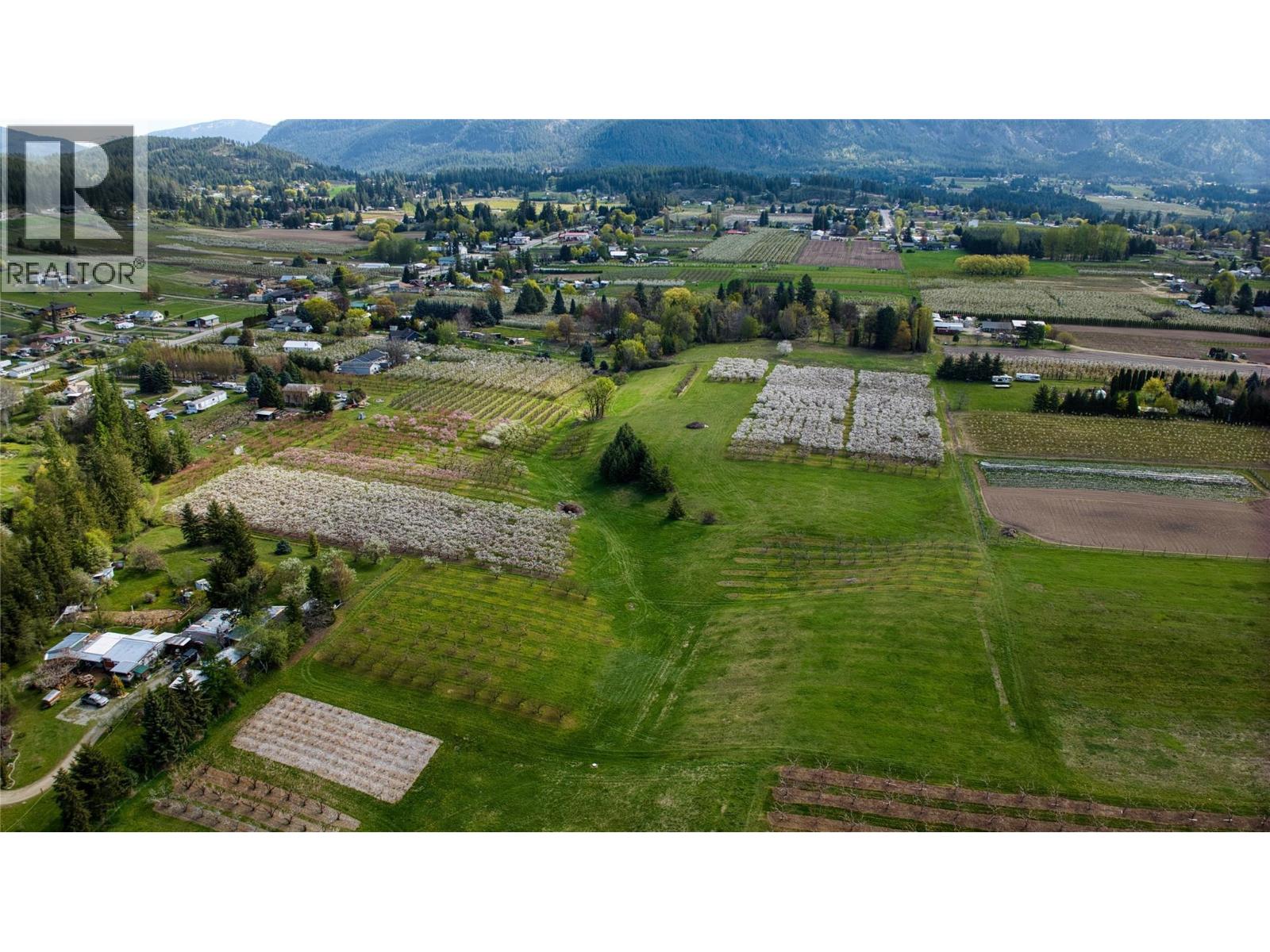 2813 3 Highway, Creston, British Columbia  V0B 1G1 - Photo 54 - 10372687