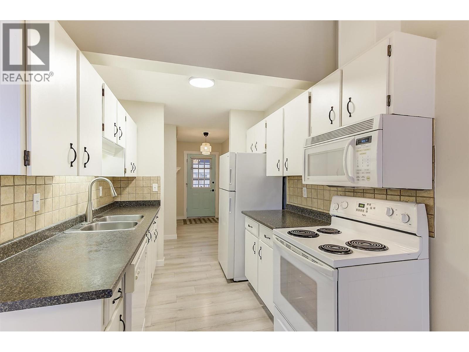 240 Mcintosh Road Unit# 209, Kelowna, British Columbia  V1X 2C4 - Photo 10 - 10373644