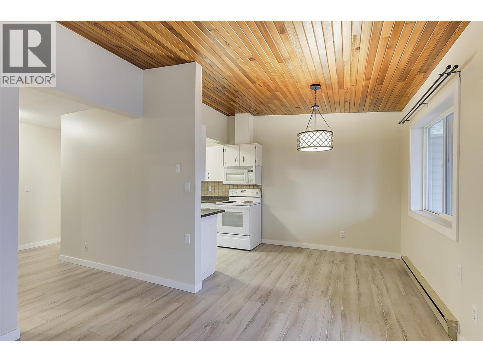 240 Mcintosh Road Unit# 209, Kelowna, British Columbia  V1X 2C4 - Photo 9 - 10373644