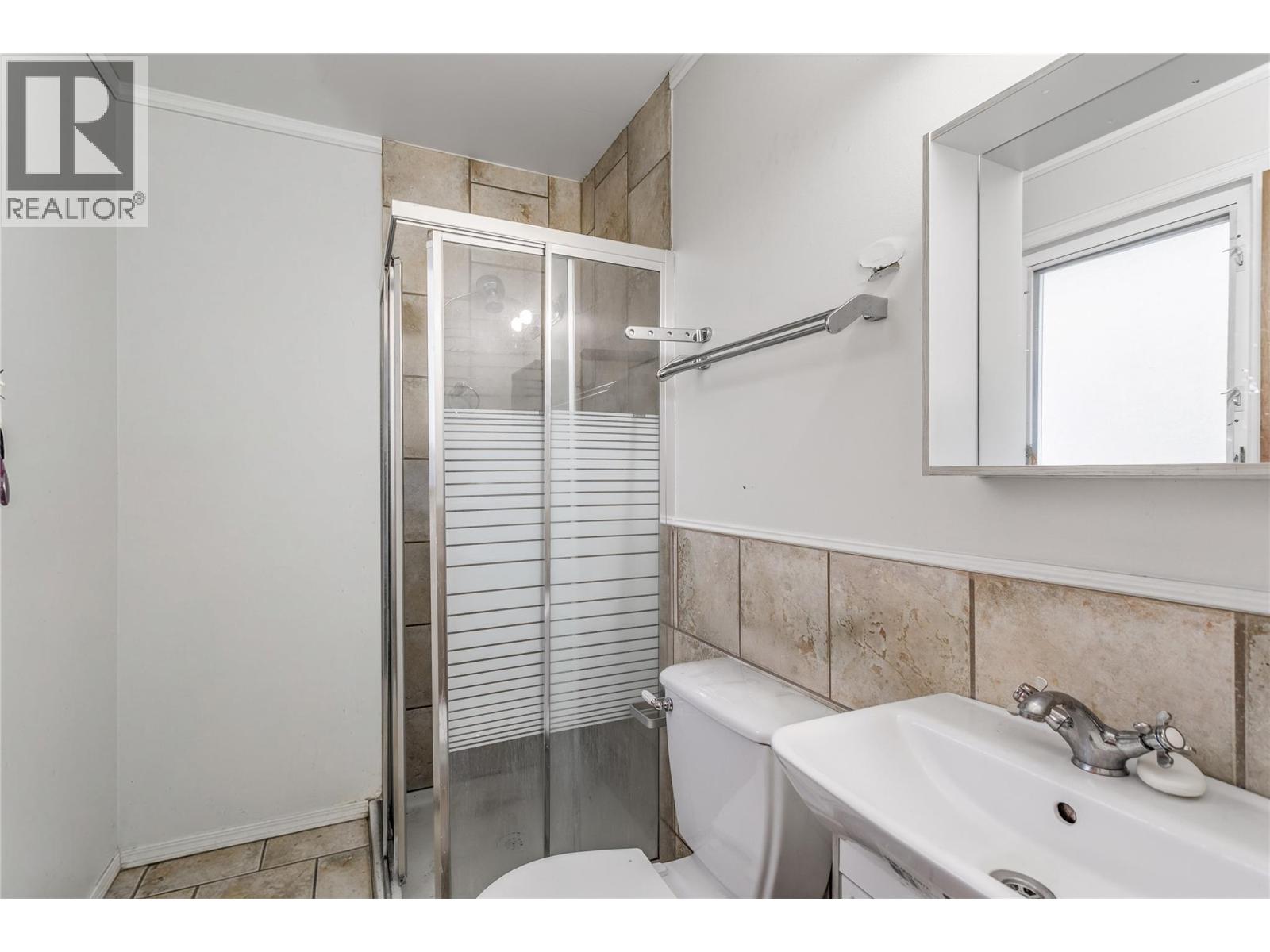 758 Josselyn Court, Kelowna, British Columbia  V1X 6A4 - Photo 17 - 10369633