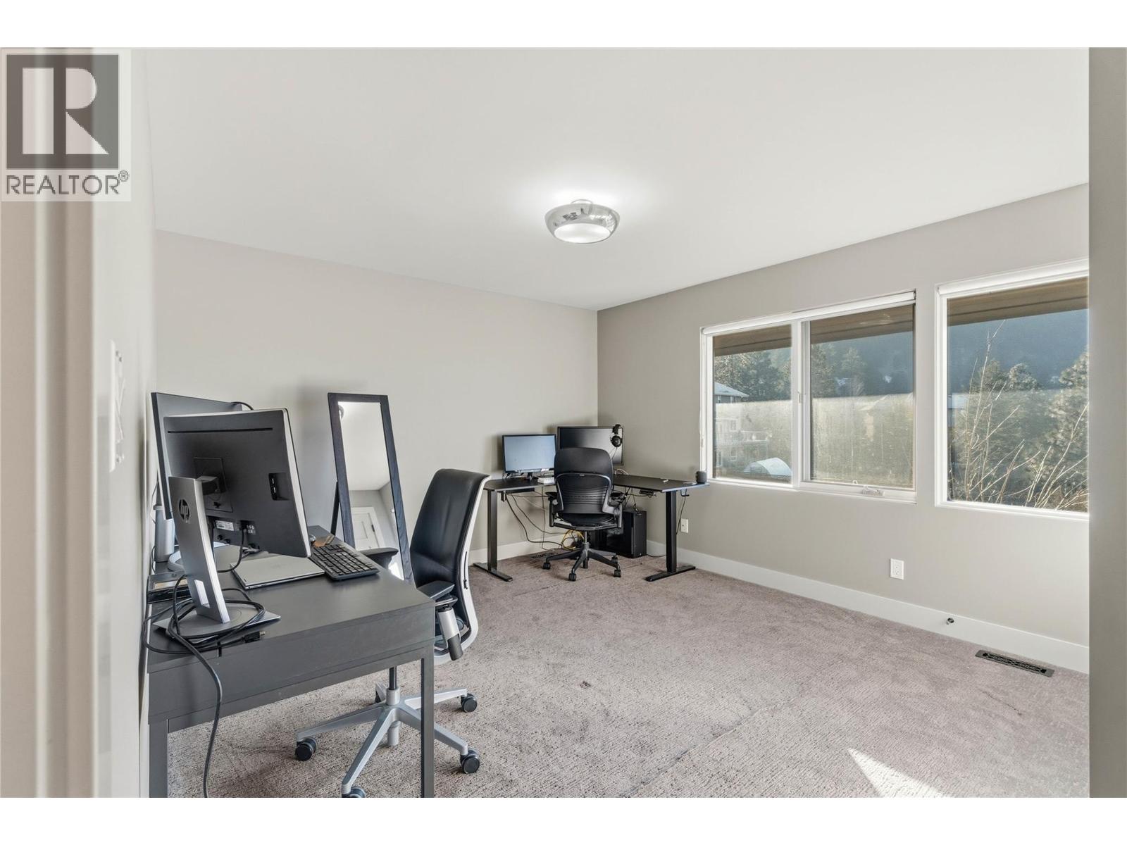 1555 Kicking Horse Way, Kamloops, British Columbia  V2E 2T6 - Photo 33 - 10373830