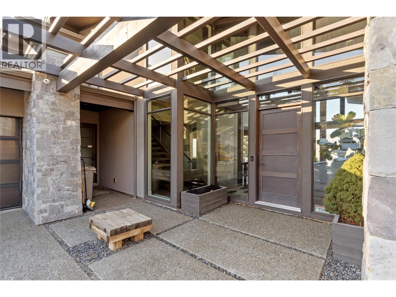 1555 Kicking Horse Way, Kamloops, British Columbia  V2E 2T6 - Photo 44 - 10373830