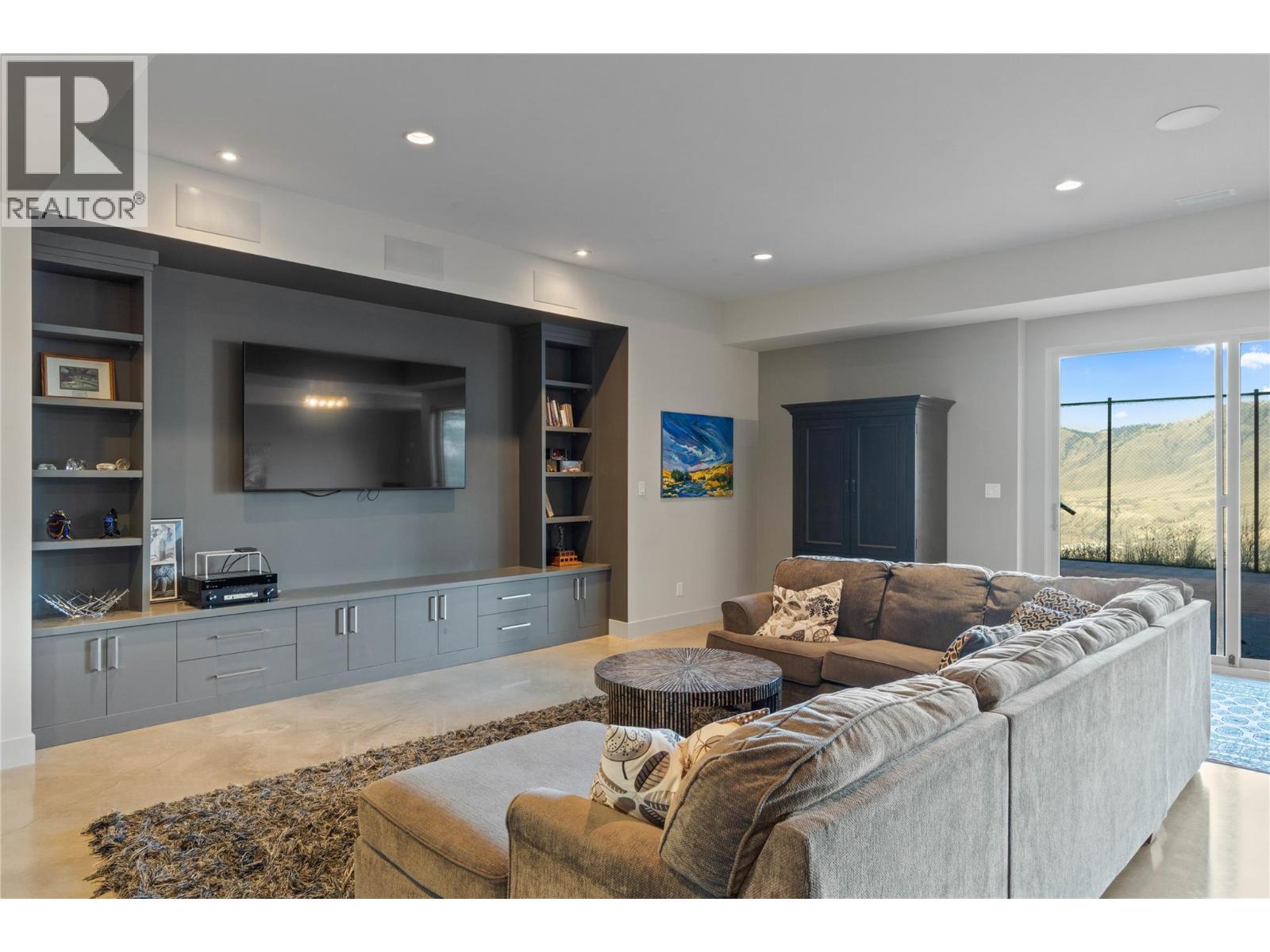 1555 Kicking Horse Way, Kamloops, British Columbia  V2E 2T6 - Photo 56 - 10373830