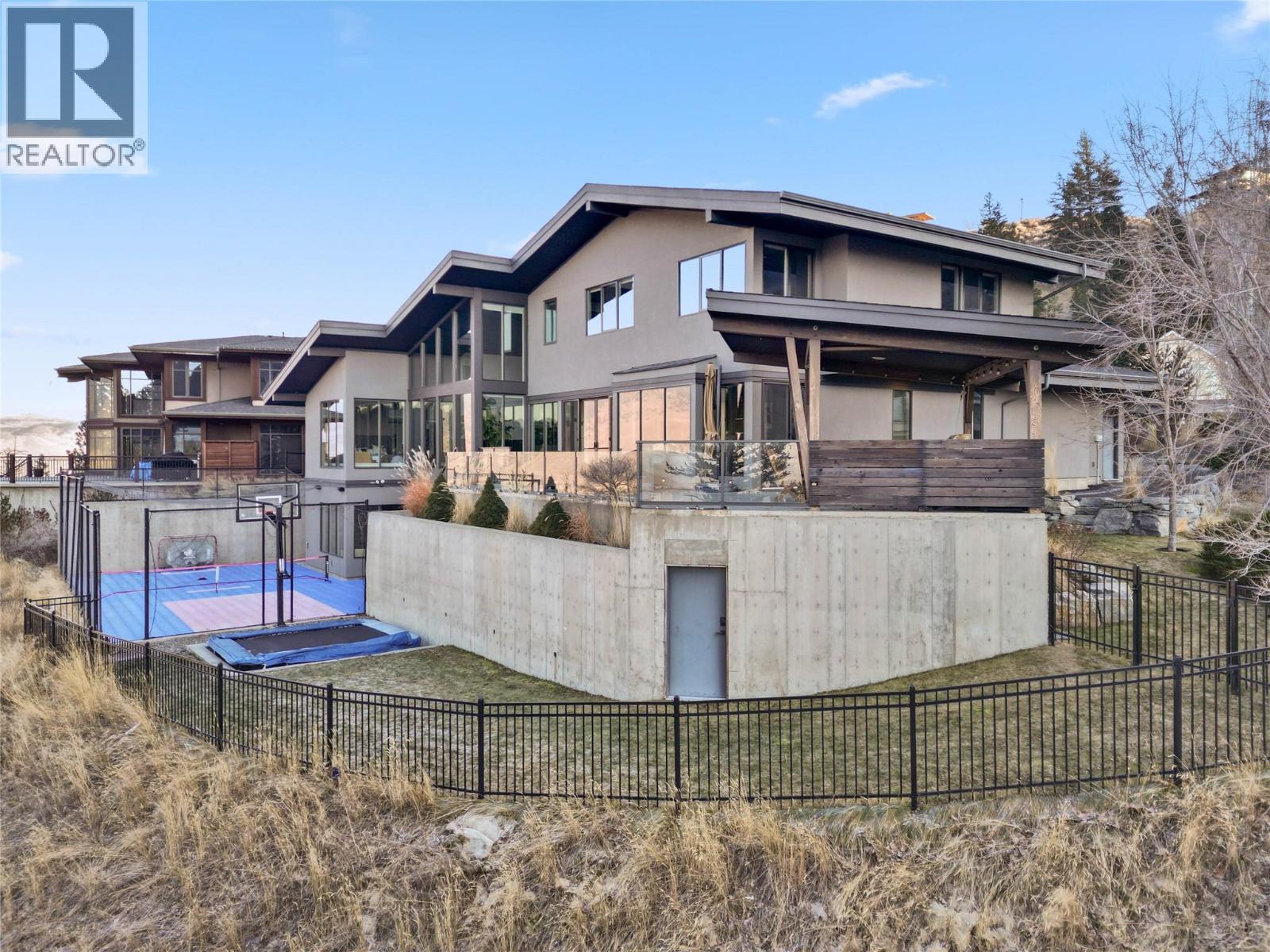 1555 Kicking Horse Way, Kamloops, British Columbia  V2E 2T6 - Photo 69 - 10373830