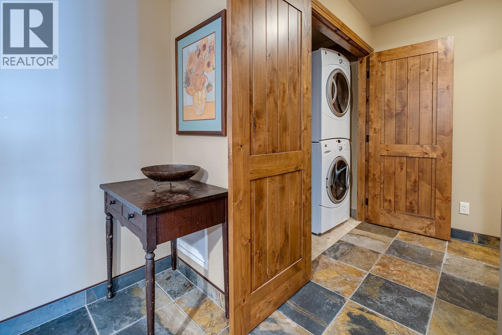 1000 Telemark Road Unit# 102, Rossland, British Columbia  V0G 1Y0 - Photo 34 - 10373039
