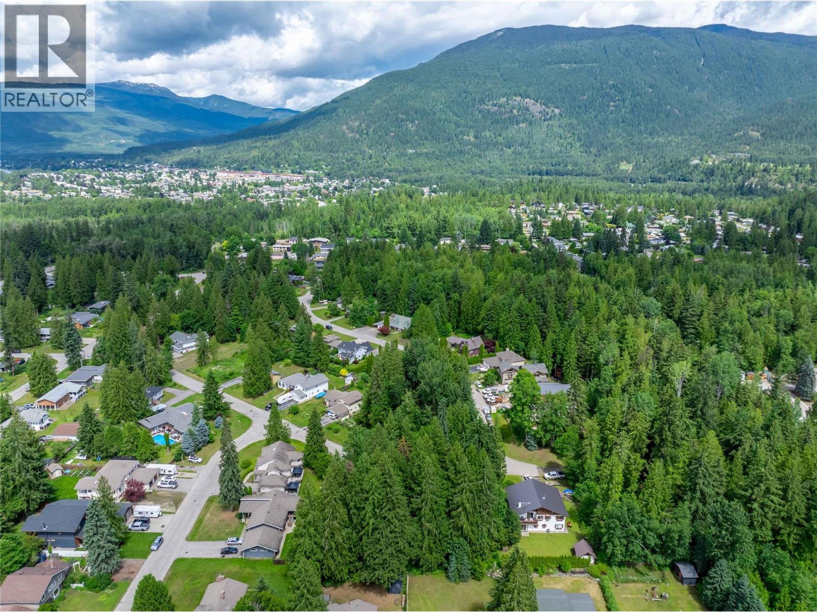 1565 Pratico Road, Revelstoke, British Columbia  v0e 2s1 - Photo 16 - 10373765