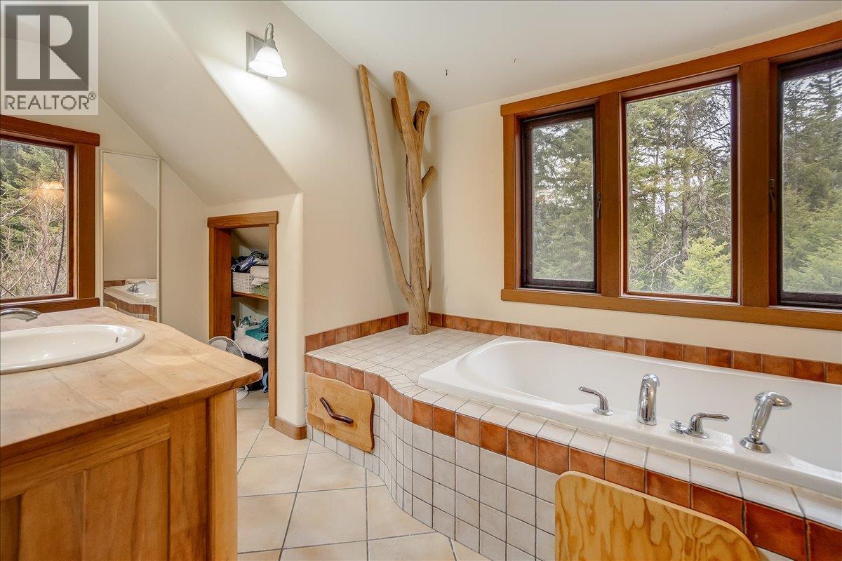 3918 Passmore Upper Road, Passmore, British Columbia  V0G 2J0 - Photo 41 - 10373029