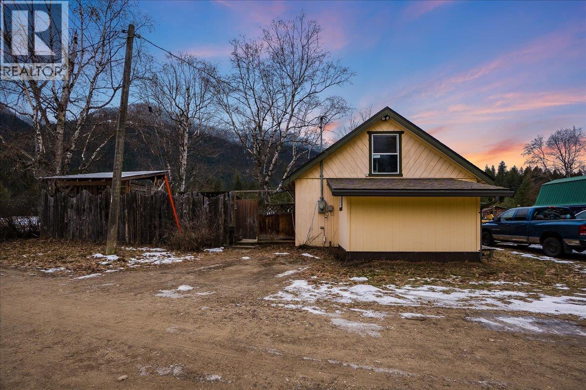 3918 Passmore Upper Road, Passmore, British Columbia  V0G 2J0 - Photo 52 - 10373029
