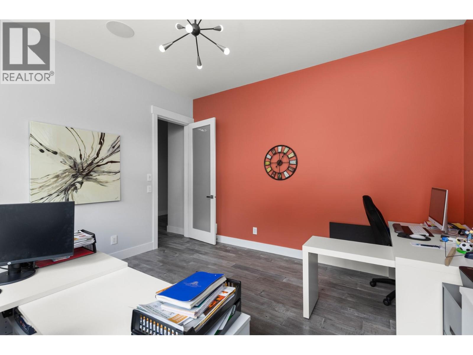 1088 Clarance Avenue, Kelowna, British Columbia  V1W 5M6 - Photo 26 - 10373843