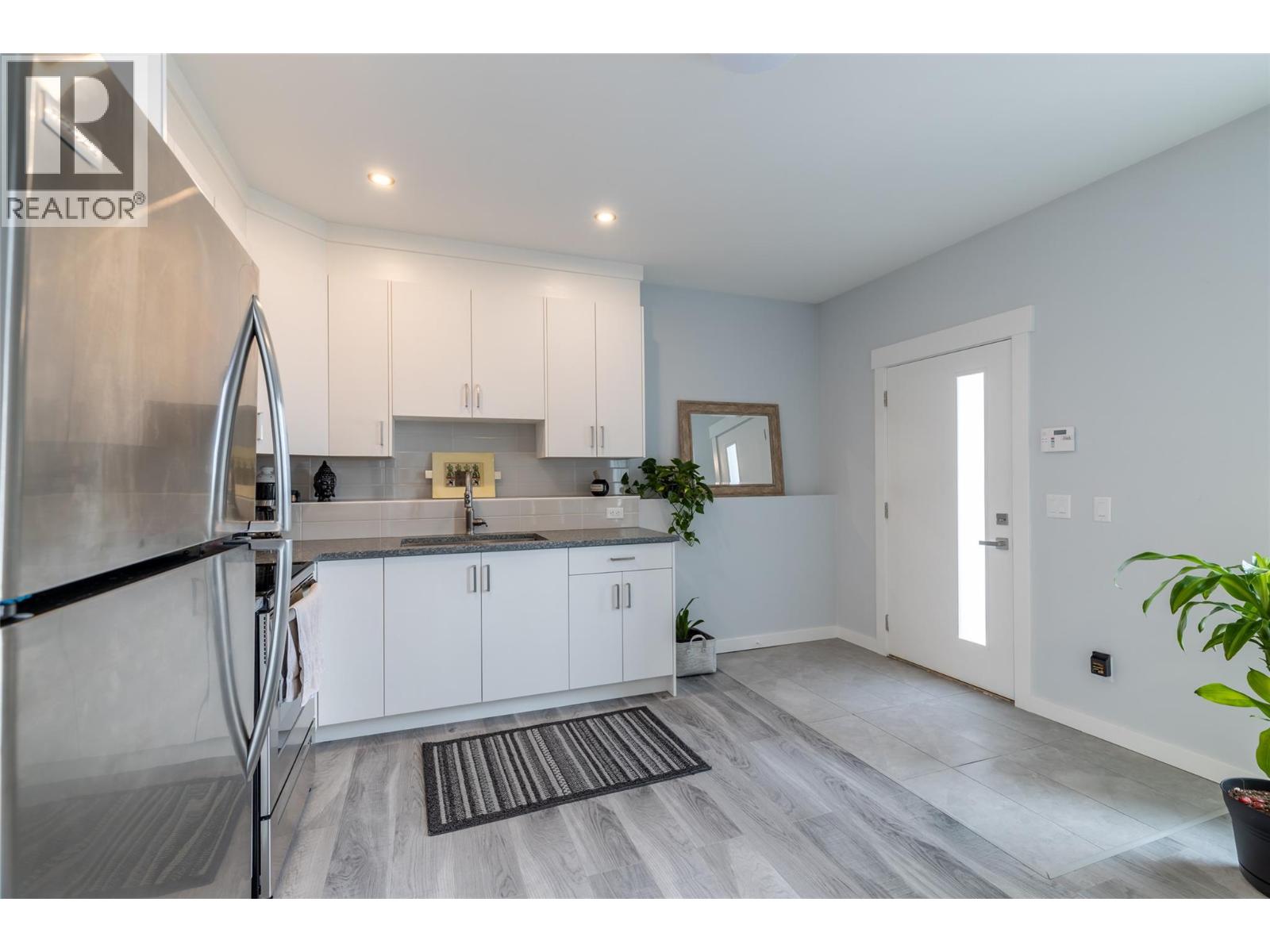 1088 Clarance Avenue, Kelowna, British Columbia  V1W 5M6 - Photo 66 - 10373843