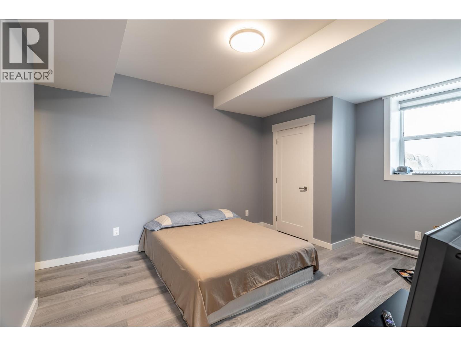 1088 Clarance Avenue, Kelowna, British Columbia  V1W 5M6 - Photo 70 - 10373843
