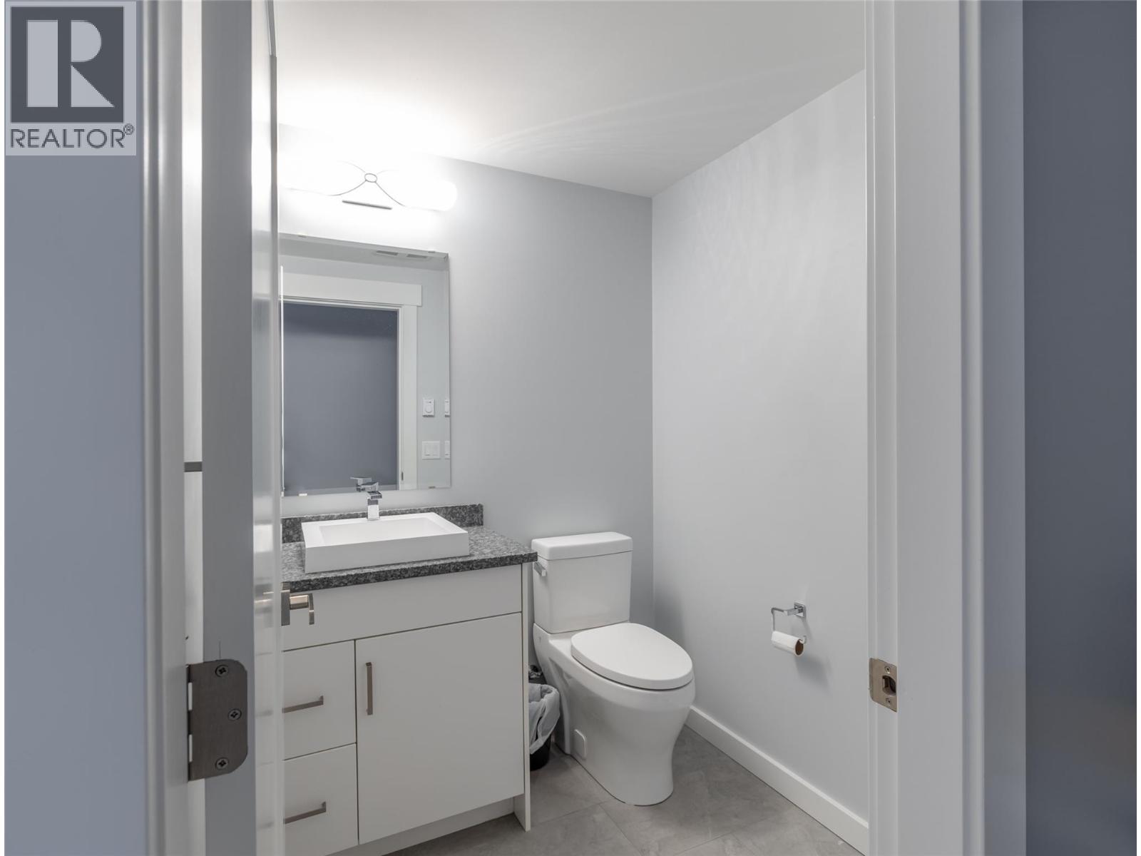 1088 Clarance Avenue, Kelowna, British Columbia  V1W 5M6 - Photo 72 - 10373843