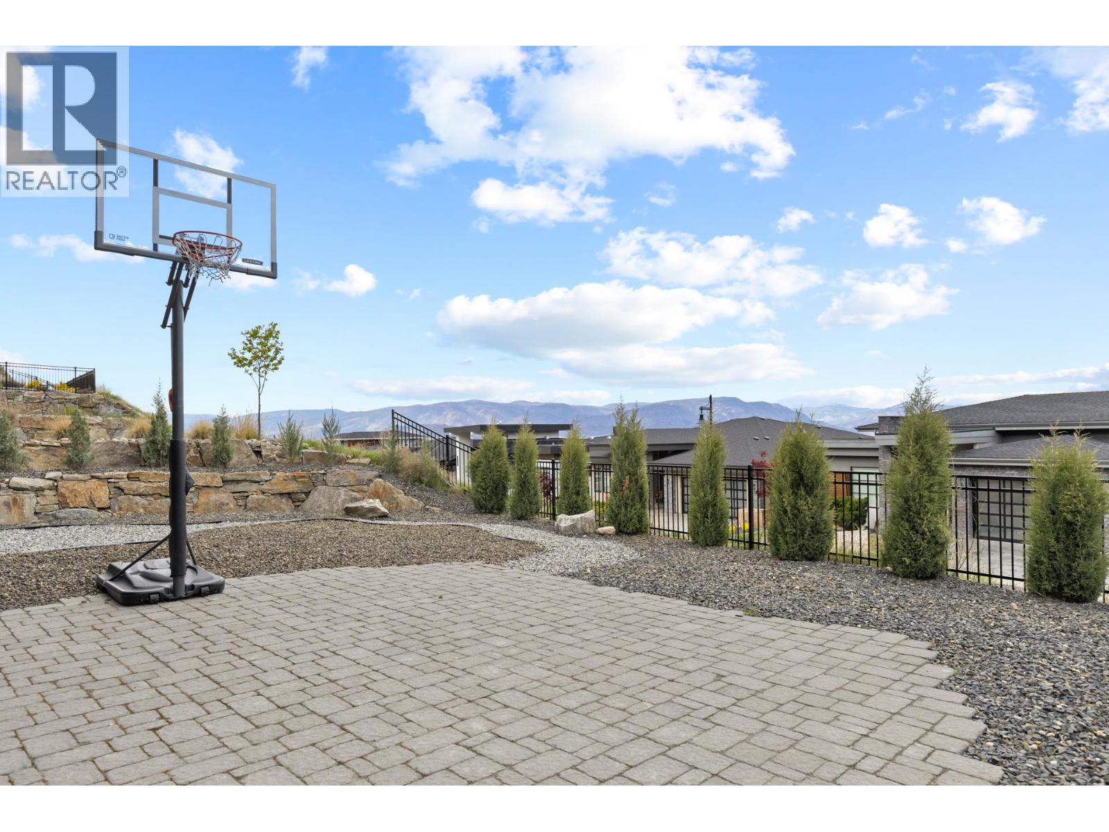 1088 Clarance Avenue, Kelowna, British Columbia  V1W 5M6 - Photo 82 - 10373843