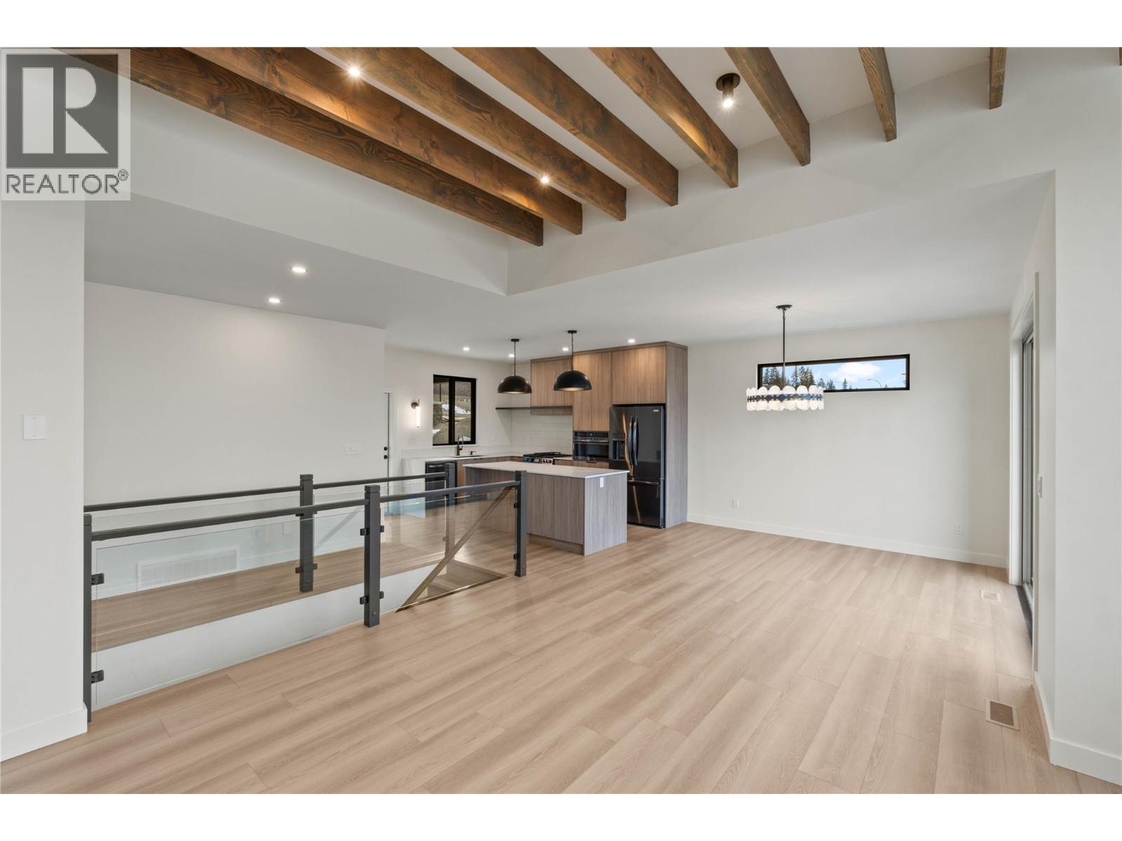2264 Coldwater Drive, Kamloops, British Columbia  V2E 0E6 - Photo 5 - 10373681