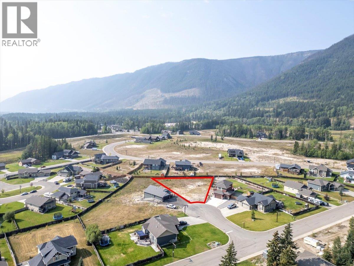 2405 Osprey Court, Sparwood, British Columbia  V0B 2G2 - Photo 16 - 10373869