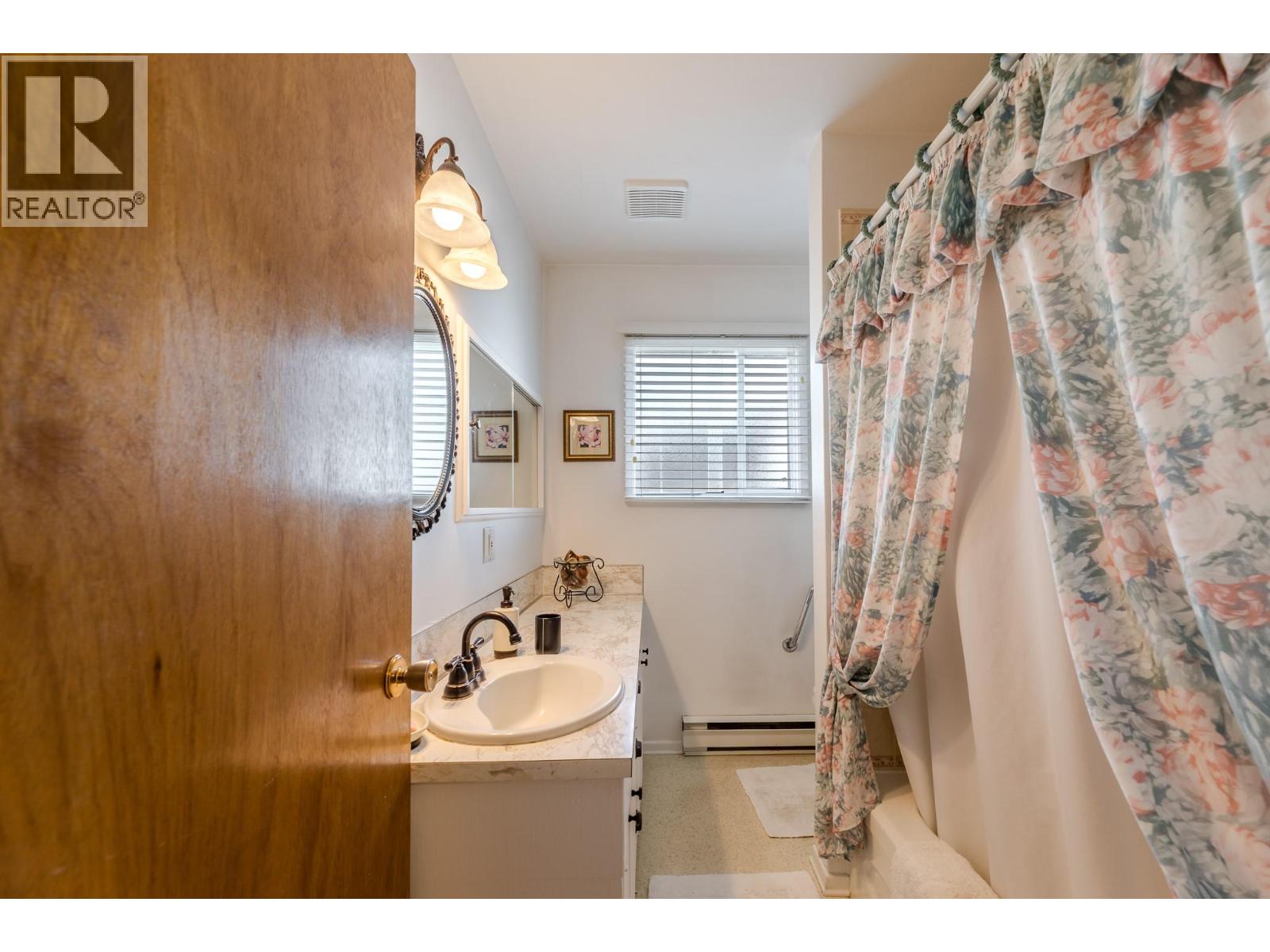 14001 Amm Avenue, Summerland, British Columbia  V0H 1Z0 - Photo 16 - 10373916