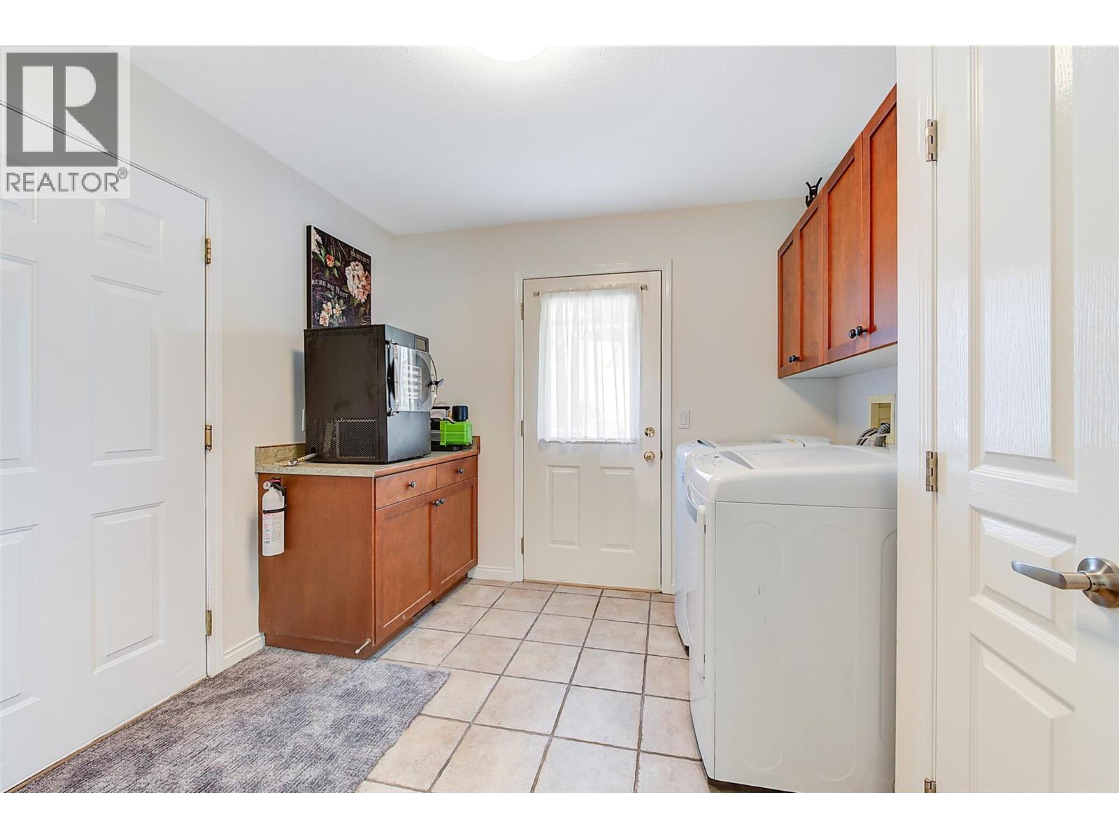 1420 Bentien Road, Kelowna, British Columbia  V1X 7K3 - Photo 15 - 10373391