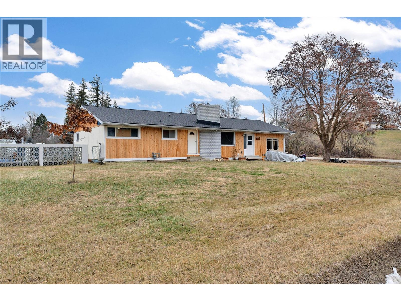 4010 Dodds Road, Armstrong, British Columbia  V0E 1B4 - Photo 2 - 10373696