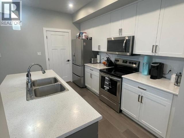 1611 Phillips Street, Merritt, British Columbia  V1K 0B8 - Photo 3 - 10373849