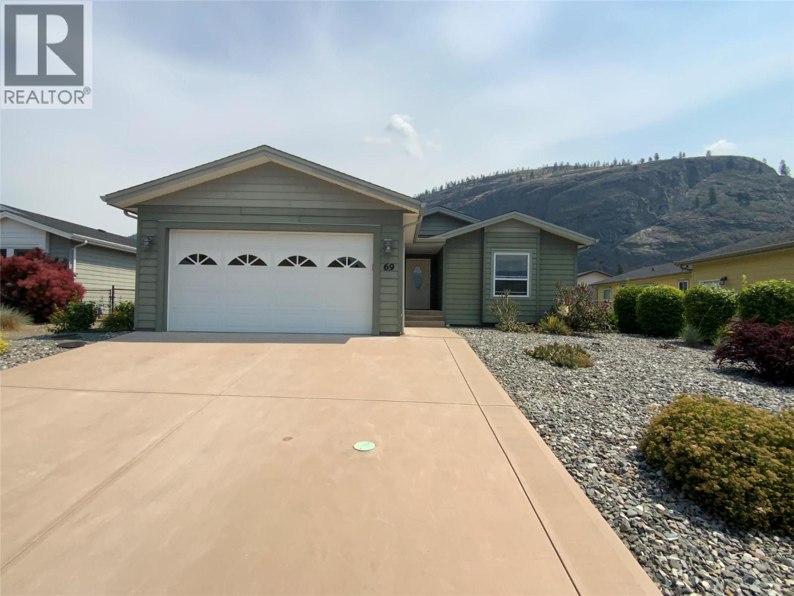 8300 Gallagher Lake Frontage Road Unit# 69, Oliver, British Columbia  V0H 1T2 - Photo 2 - 10373931