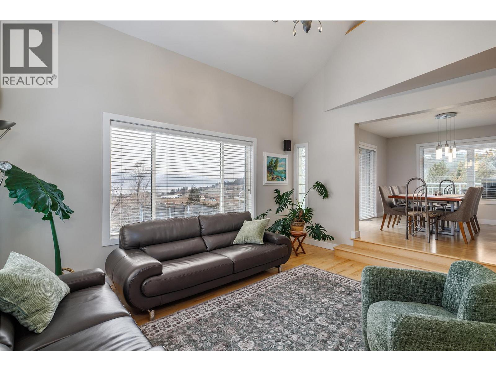 2761 Olalla Road, West Kelowna, British Columbia  V1Z 2B1 - Photo 2 - 10373573