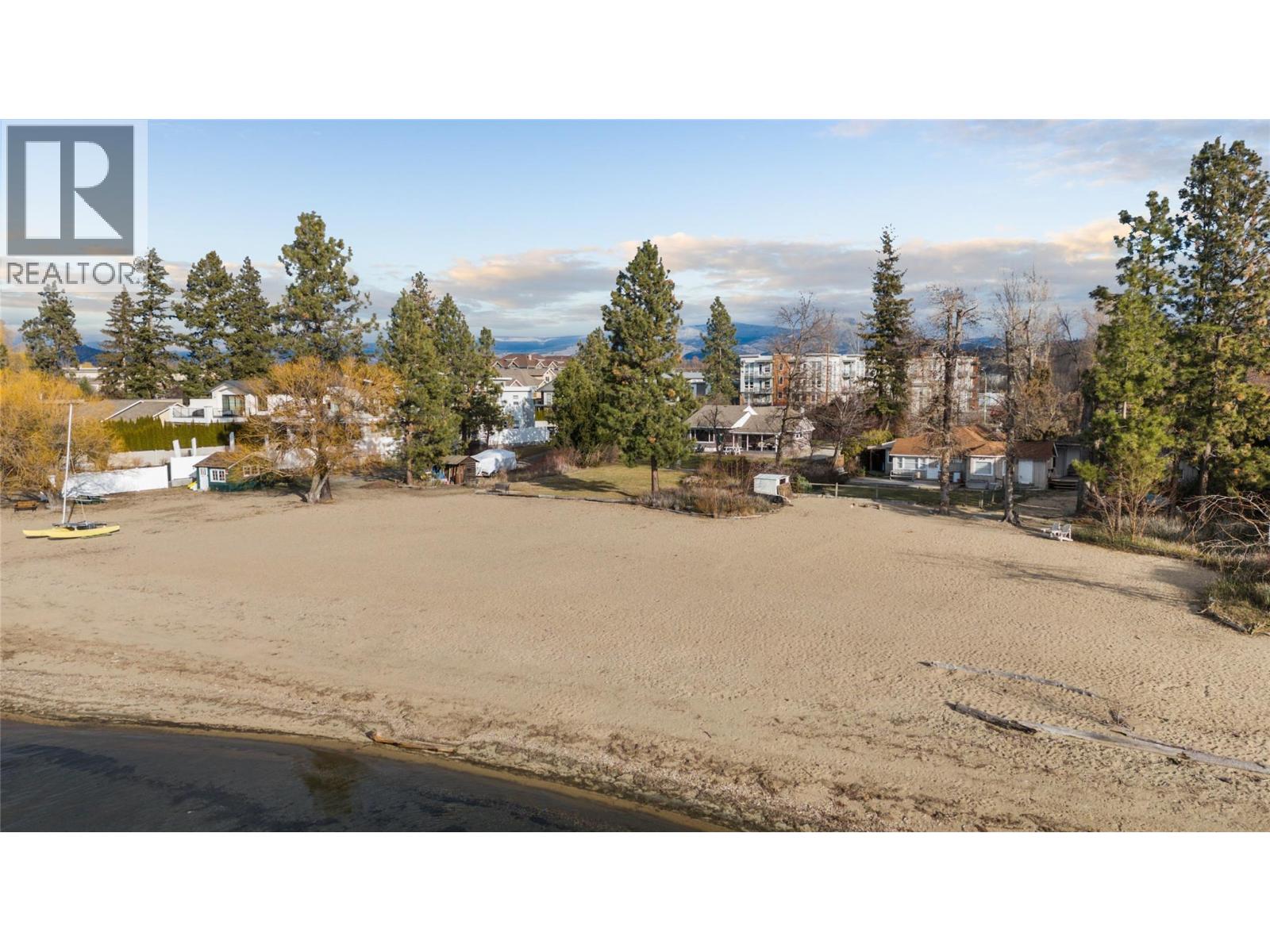 4158 Lakeshore Road, Kelowna, British Columbia  V1W 1V9 - Photo 4 - 10373809