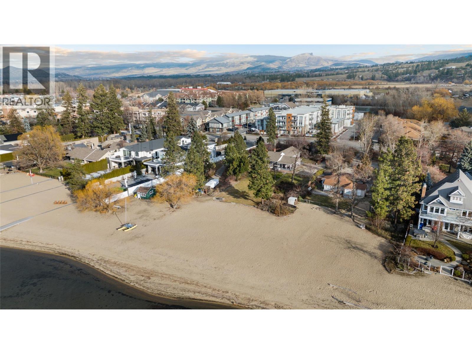 4158 Lakeshore Road, Kelowna, British Columbia  V1W 1V9 - Photo 5 - 10373809