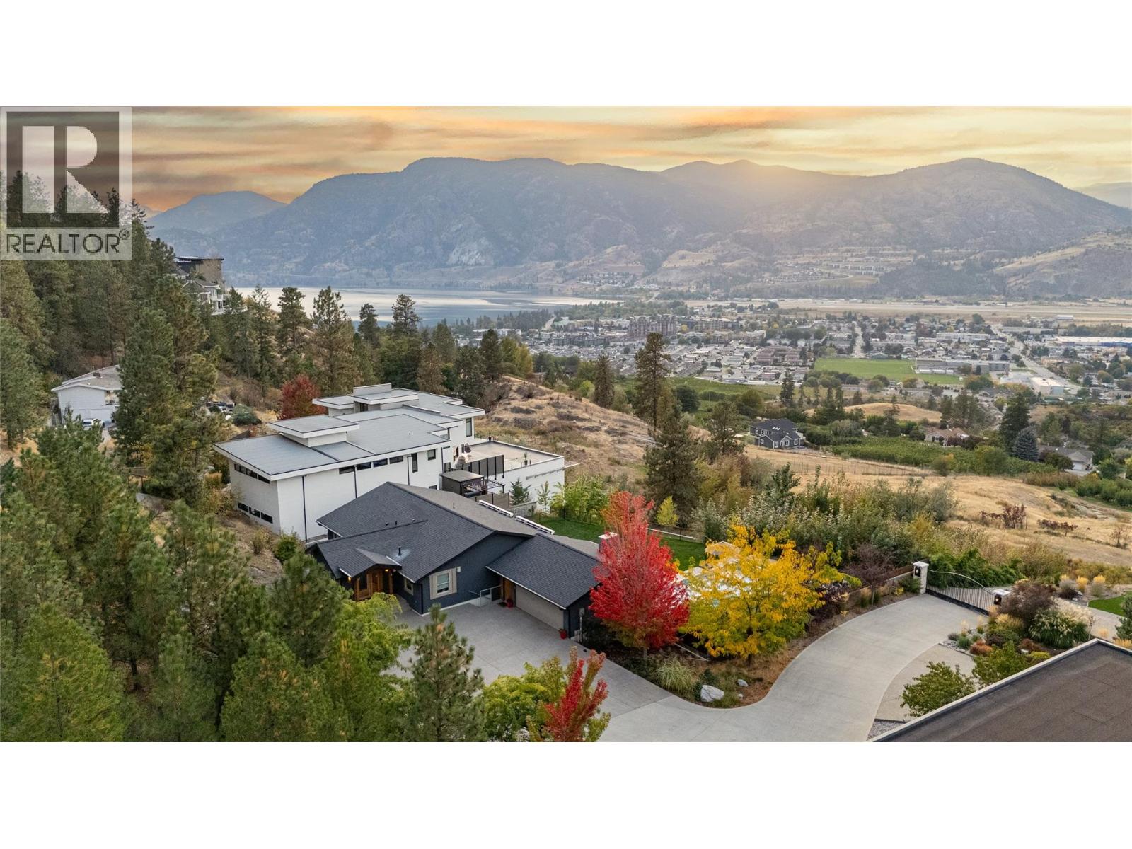 3005 Juniper Drive, Penticton, British Columbia  V2A 7T1 - Photo 45 - 10373092