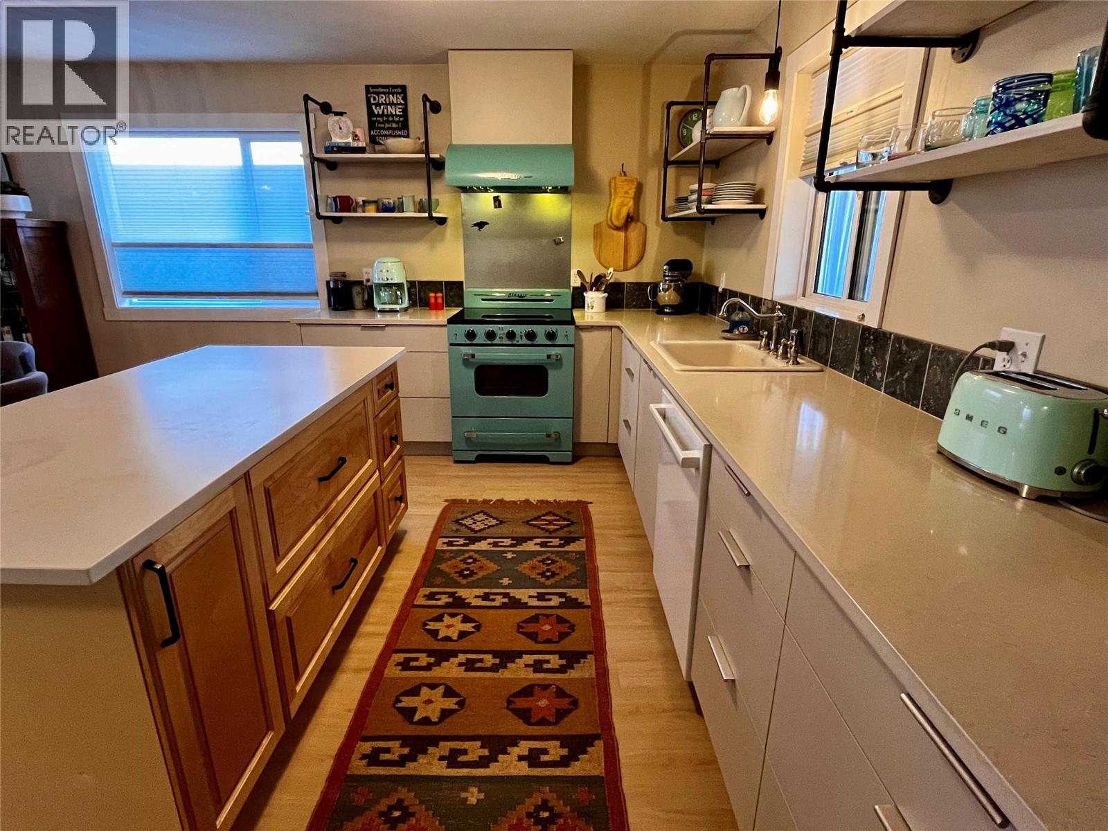 203 7th Avenue, Nakusp, British Columbia  V0G 1R0 - Photo 19 - 10373908