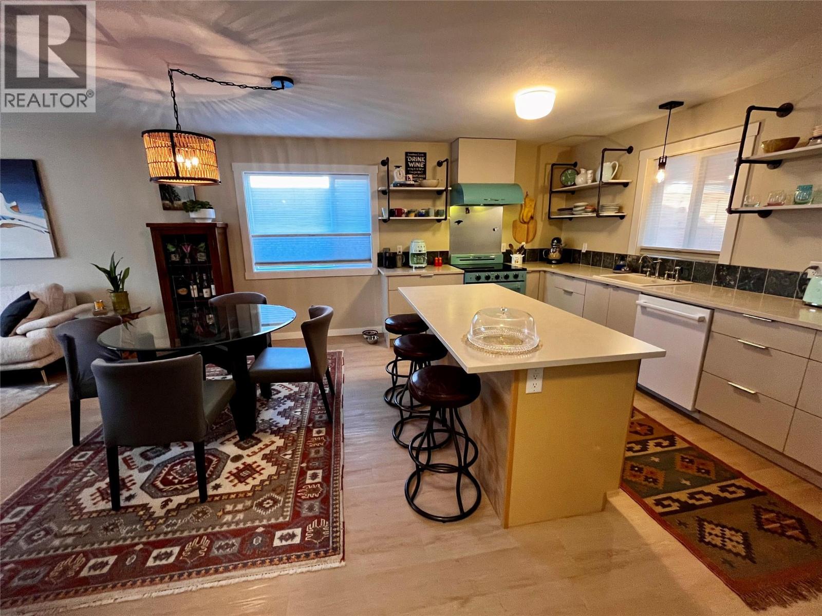 203 7th Avenue, Nakusp, British Columbia  V0G 1R0 - Photo 22 - 10373908