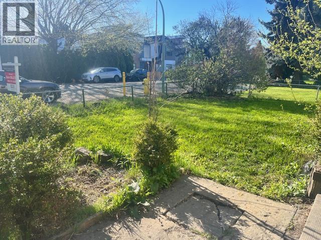 2166 Aberdeen Street, Kelowna, British Columbia  V1Y 2T4 - Photo 2 - 10373969