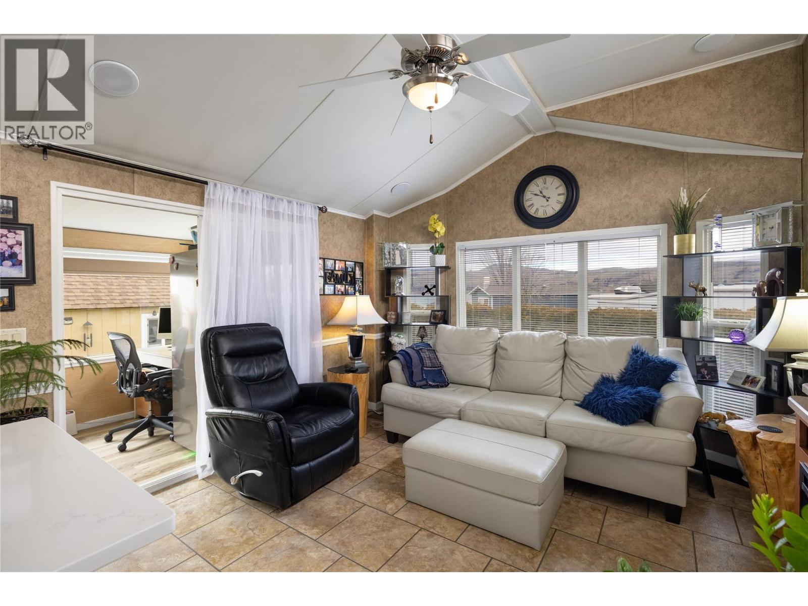 8000 Highland Road Unit# 33, Vernon, British Columbia  V1B 3W5 - Photo 12 - 10373879