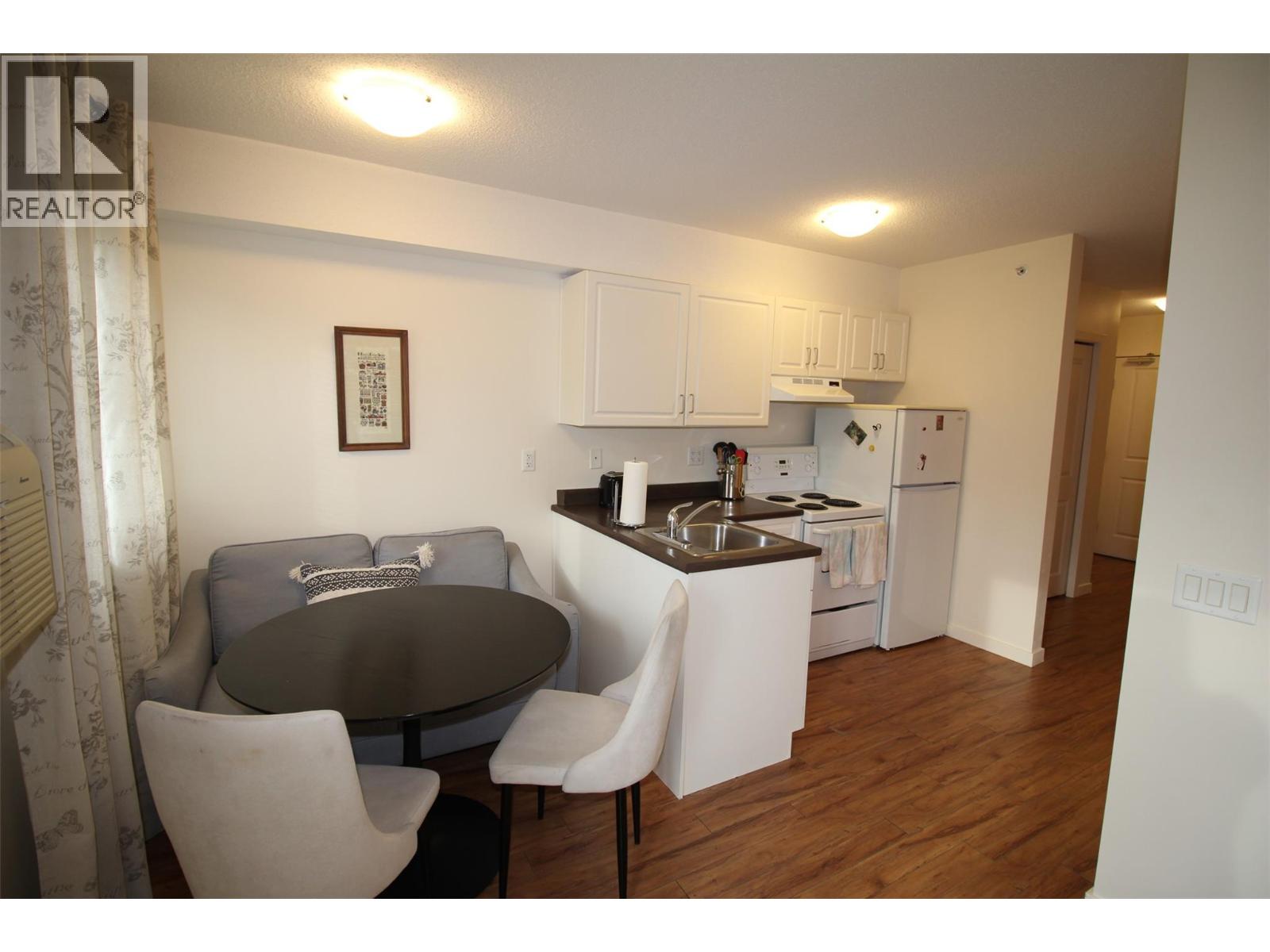 375 Cherry Avenue Unit# 407, Kamloops, British Columbia  V2B 0E1 - Photo 2 - 10374001