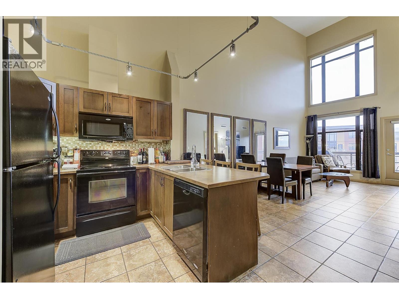 654 Cook Road Unit# 605, Kelowna, British Columbia  V1W 3G7 - Photo 9 - 10374030
