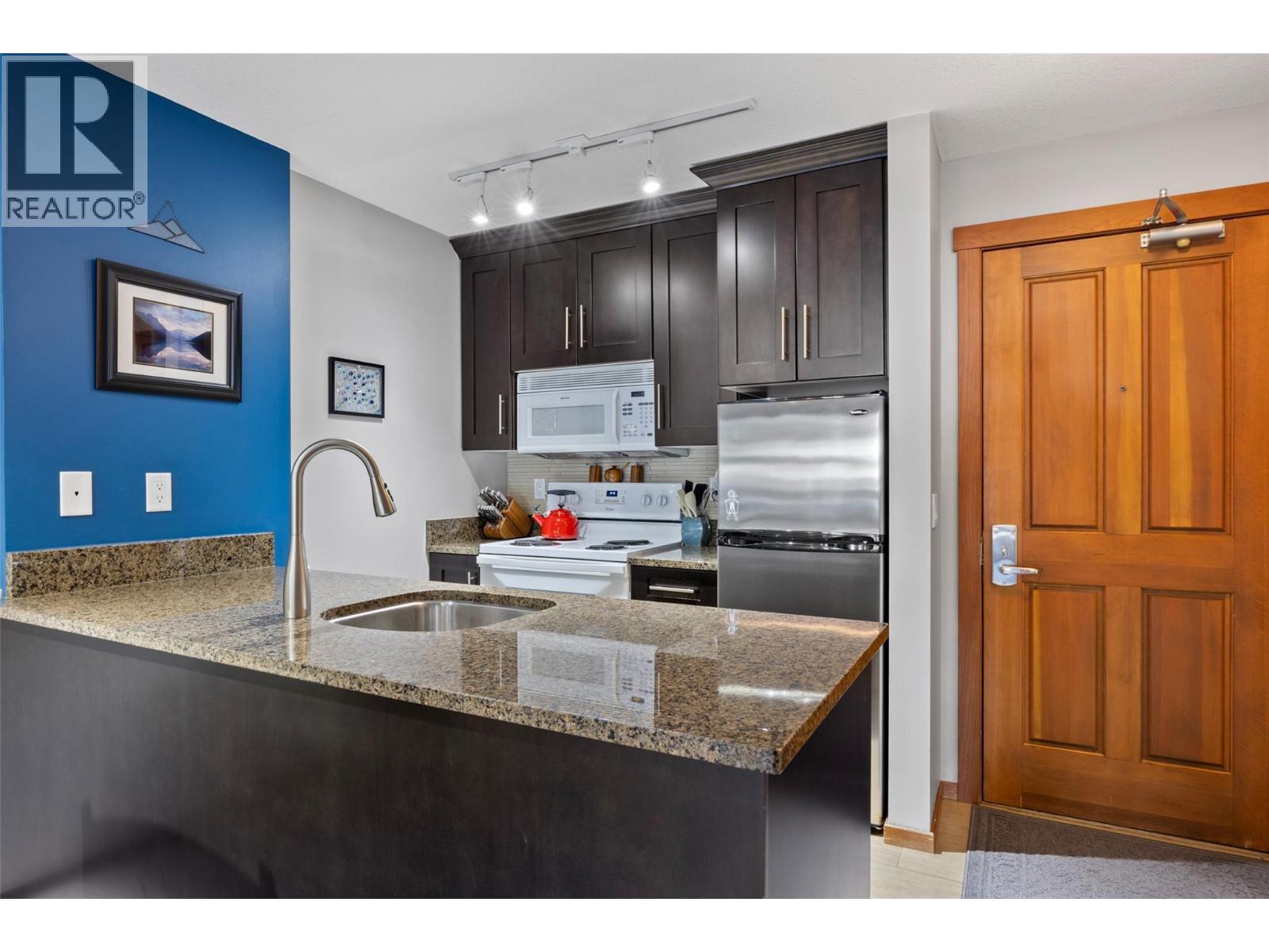 3190 Creekside Way Unit# 208, Sun Peaks, British Columbia  V0E 5N0 - Photo 5 - 10373948