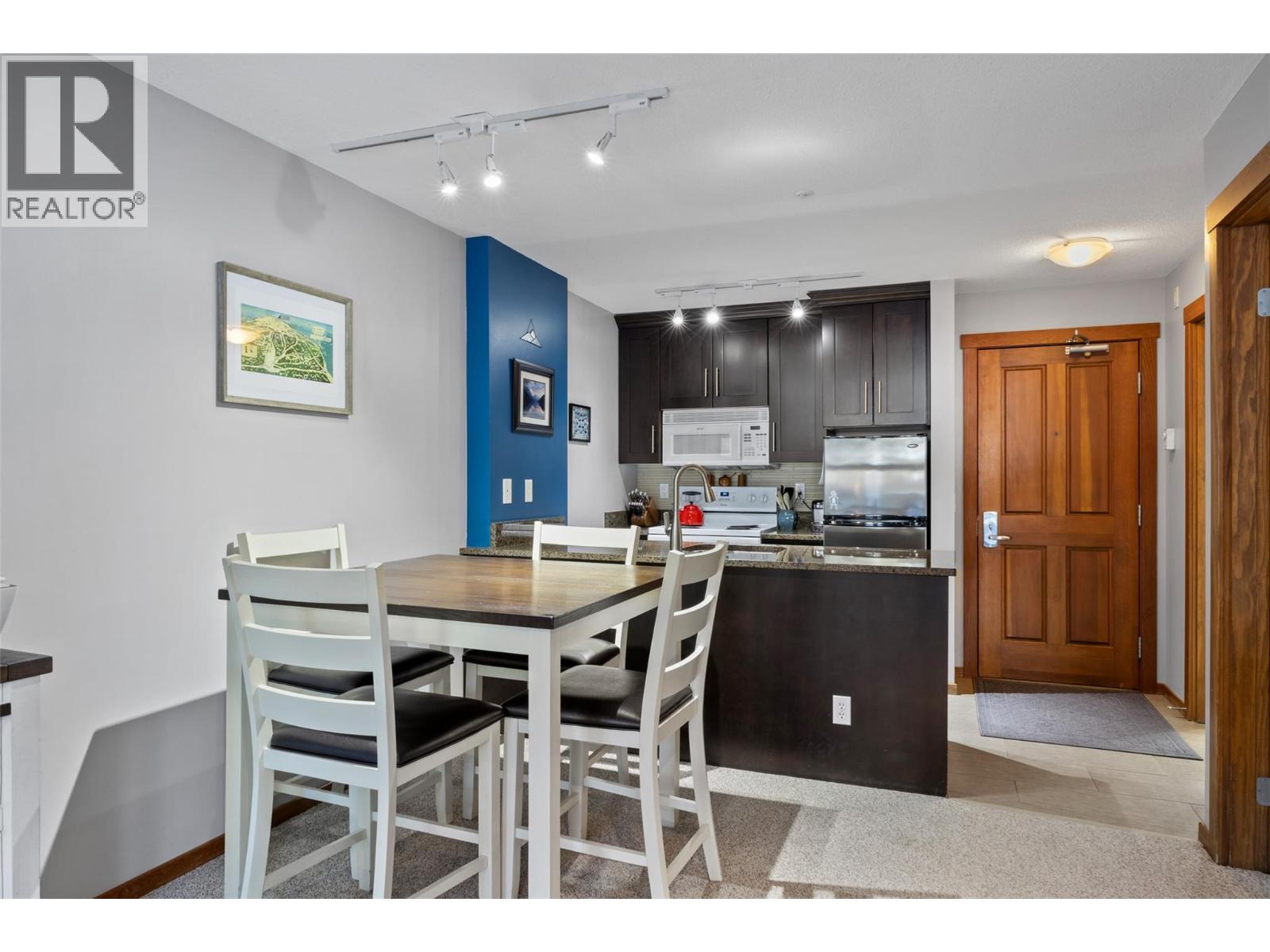3190 Creekside Way Unit# 208, Sun Peaks, British Columbia  V0E 5N0 - Photo 6 - 10373948