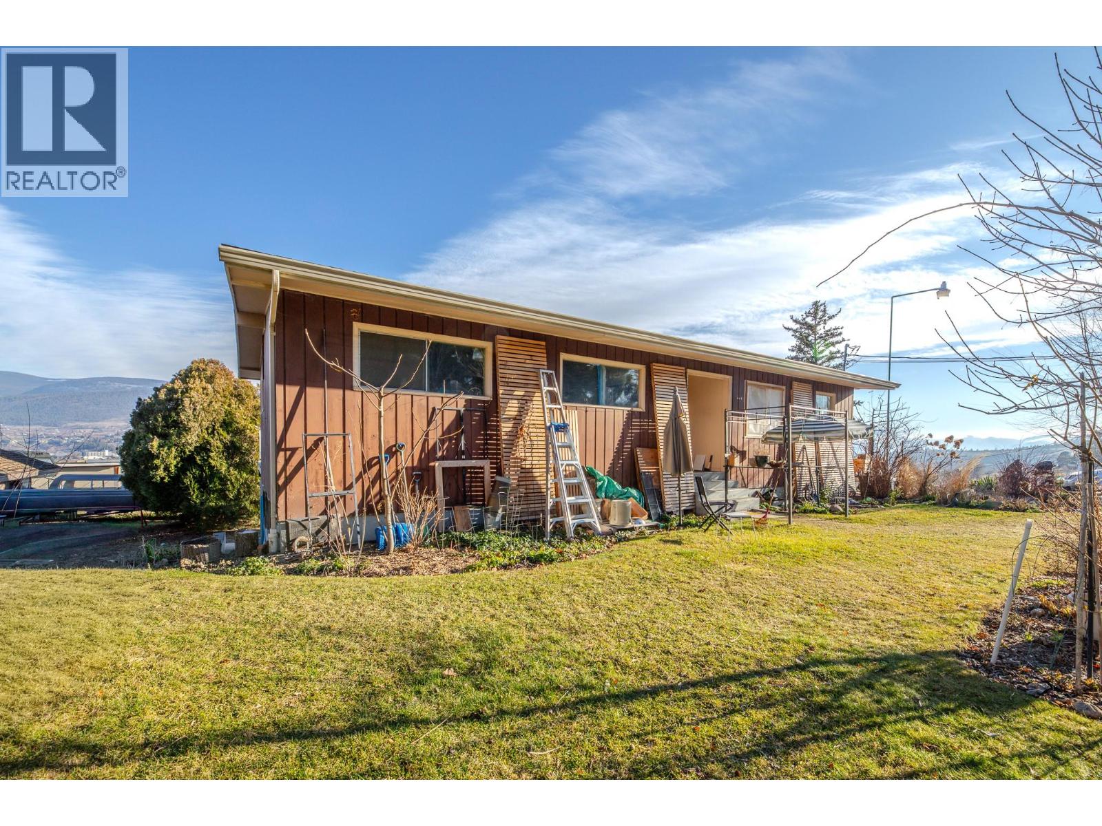 1411 Sparton Drive, Penticton, British Columbia  V2A 8Z5 - Photo 3 - 10373584